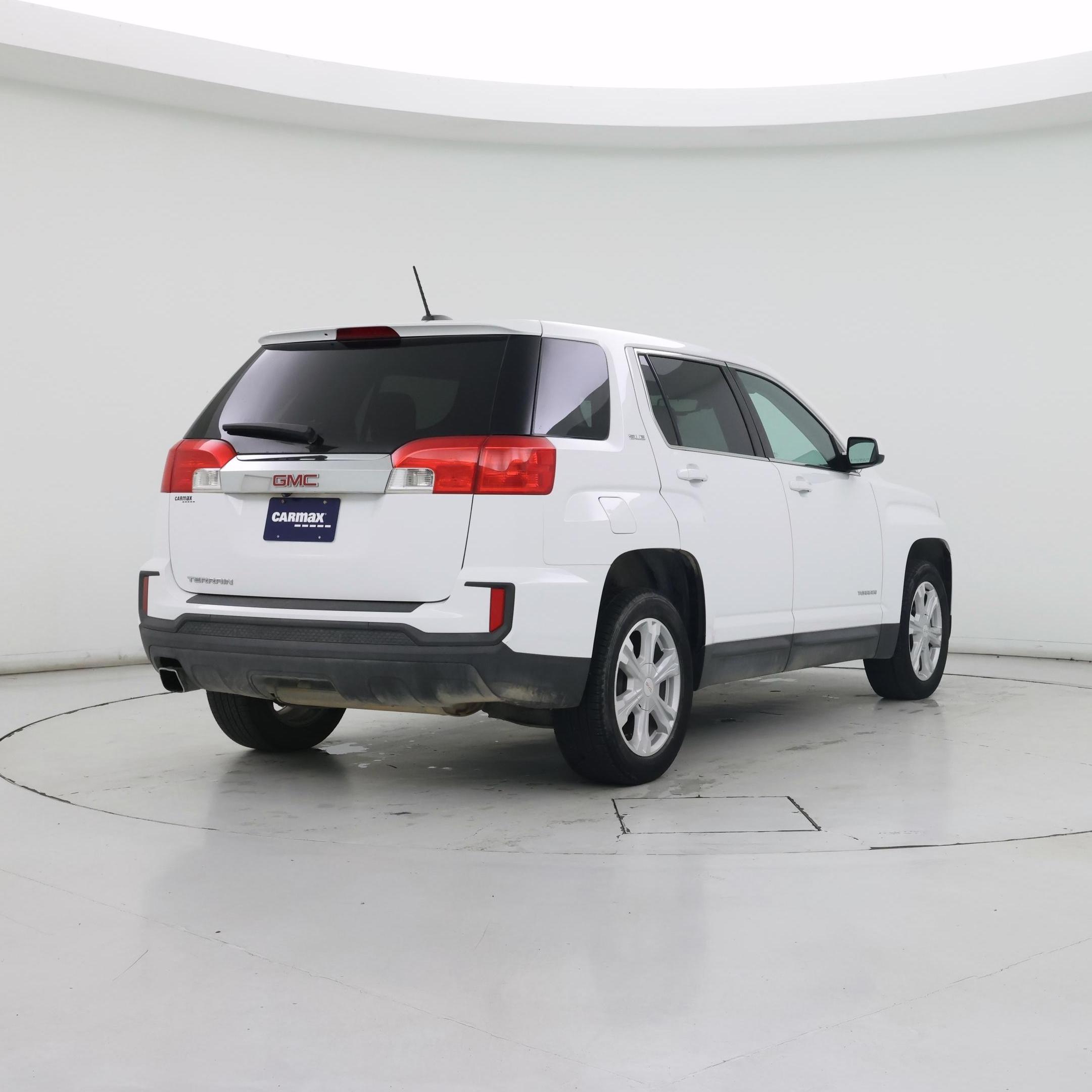 Thumbnail: 2017 GMC Terrain - 8