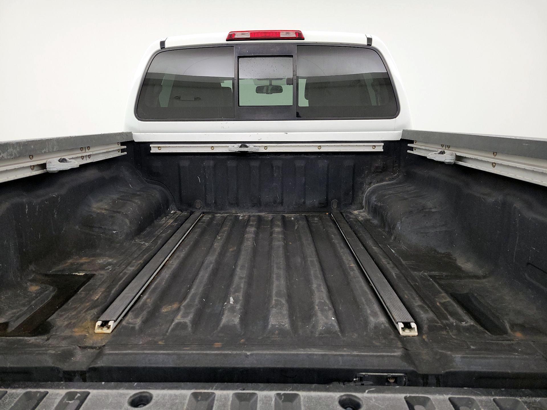 Thumbnail: 2019 Nissan Frontier - 19