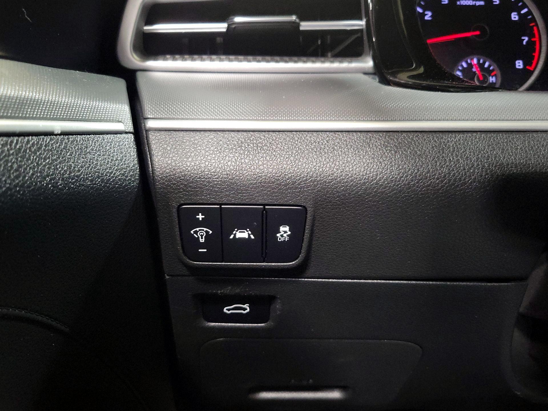 Thumbnail: 2021 Kia K5 - 13