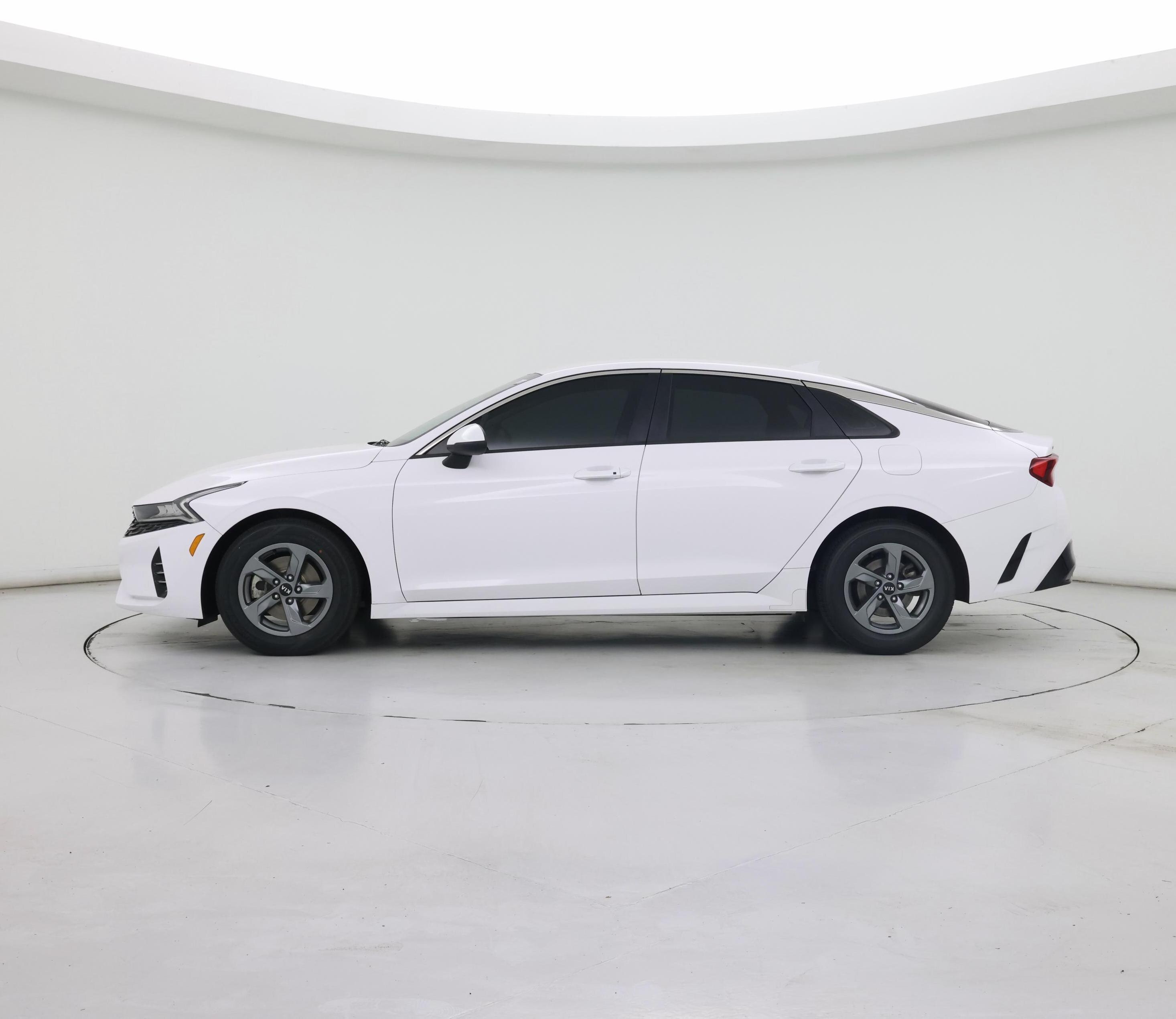 Thumbnail: 2021 Kia K5 - 3