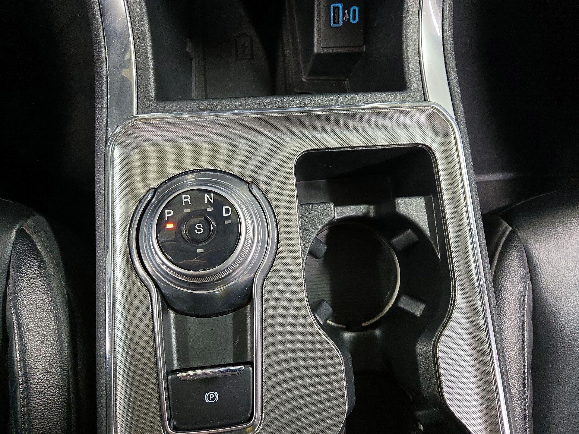 Thumbnail: 2024 Ford Edge - 16