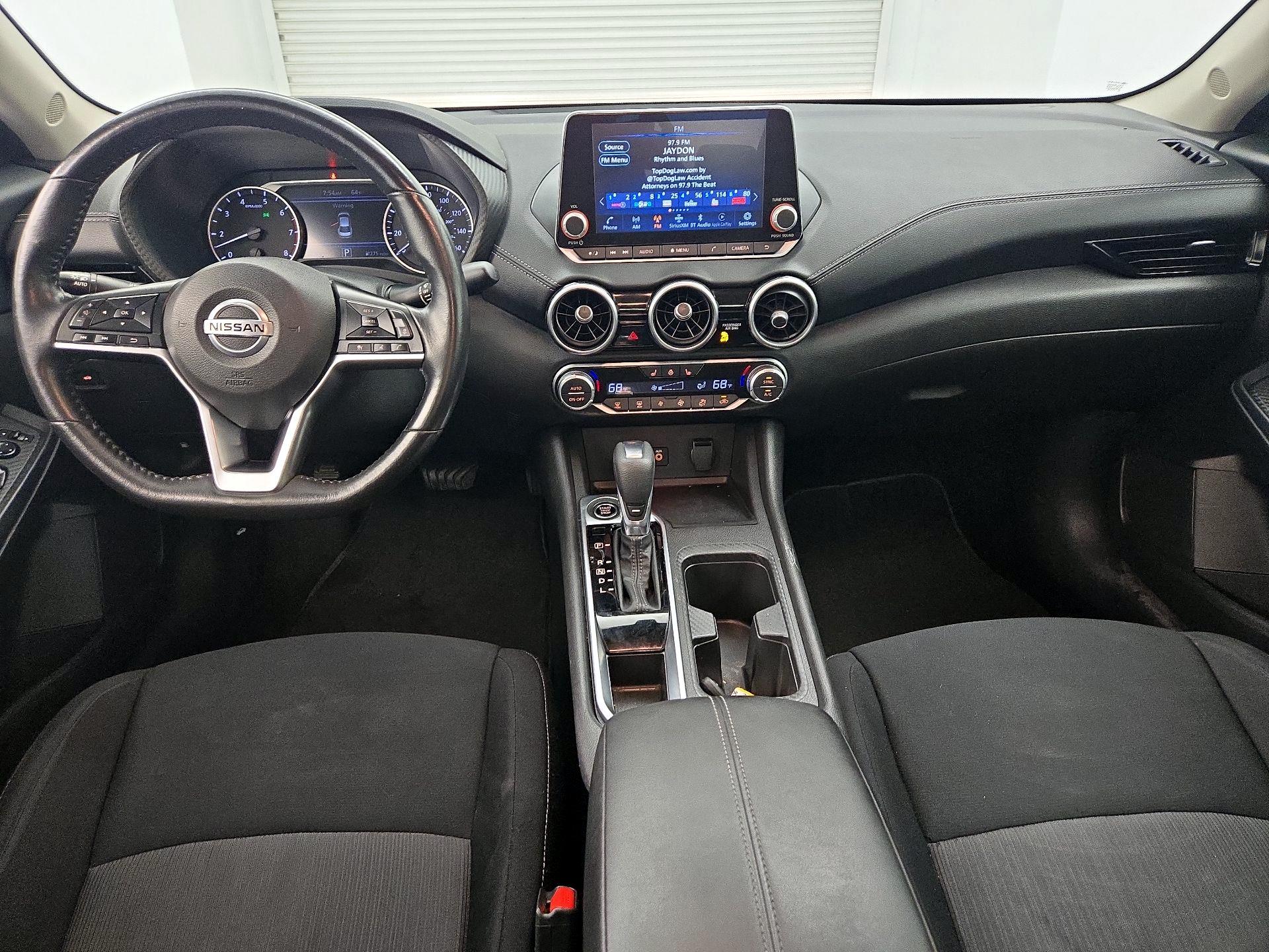 Thumbnail: 2022 Nissan Sentra - 9