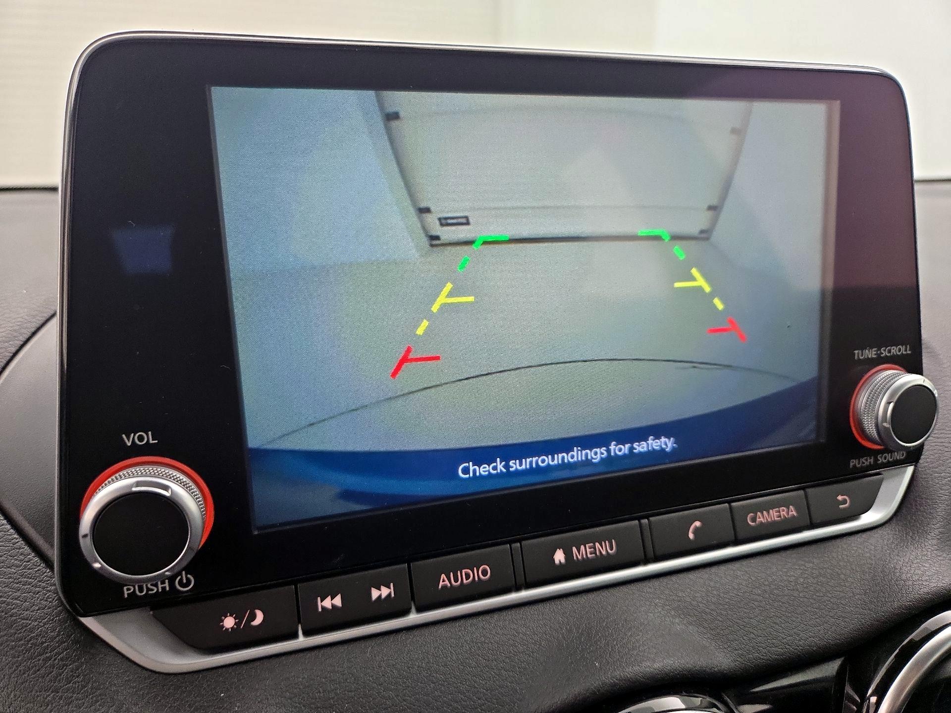 Thumbnail: 2022 Nissan Sentra - 13