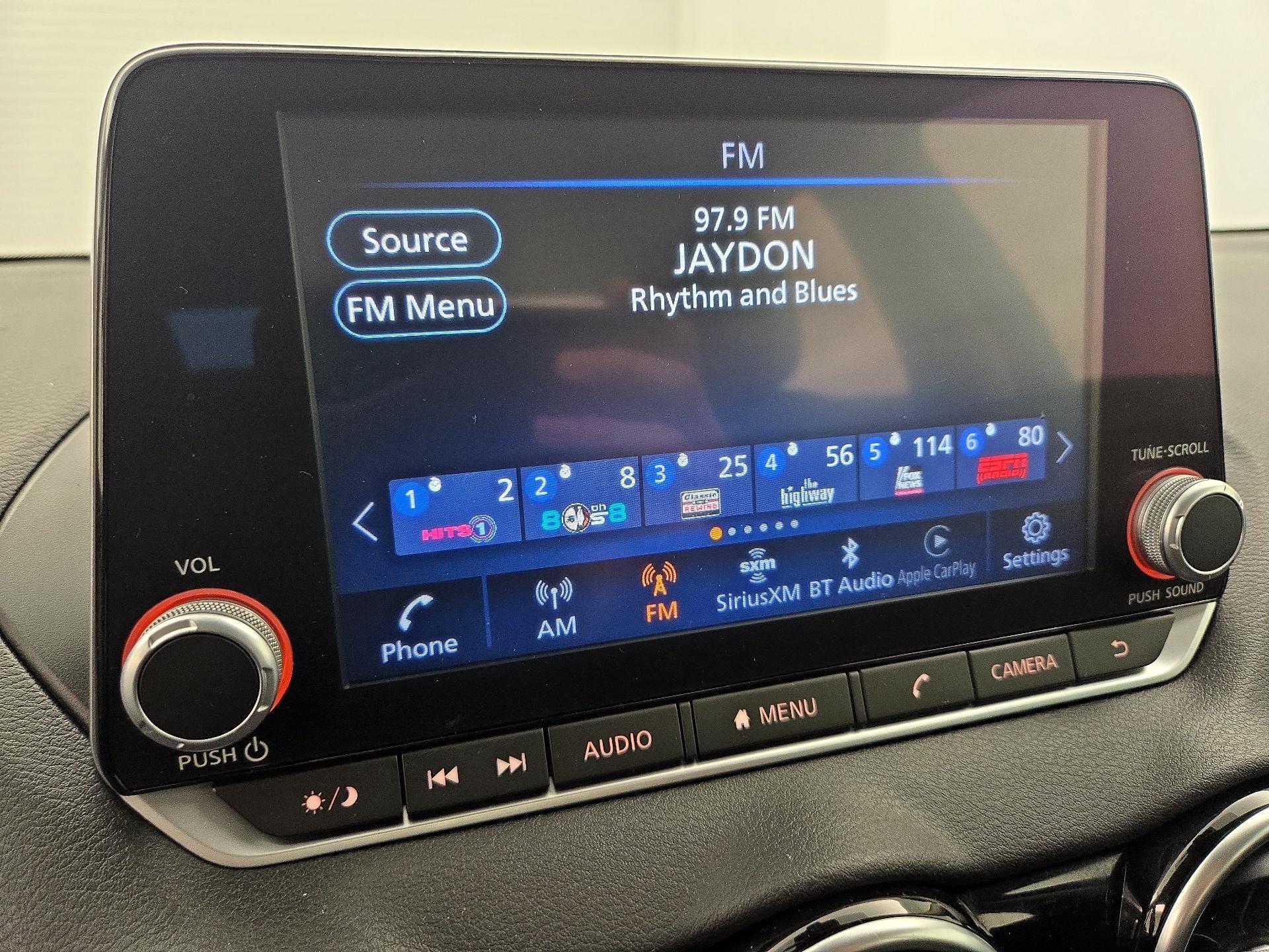 Thumbnail: 2022 Nissan Sentra - 14