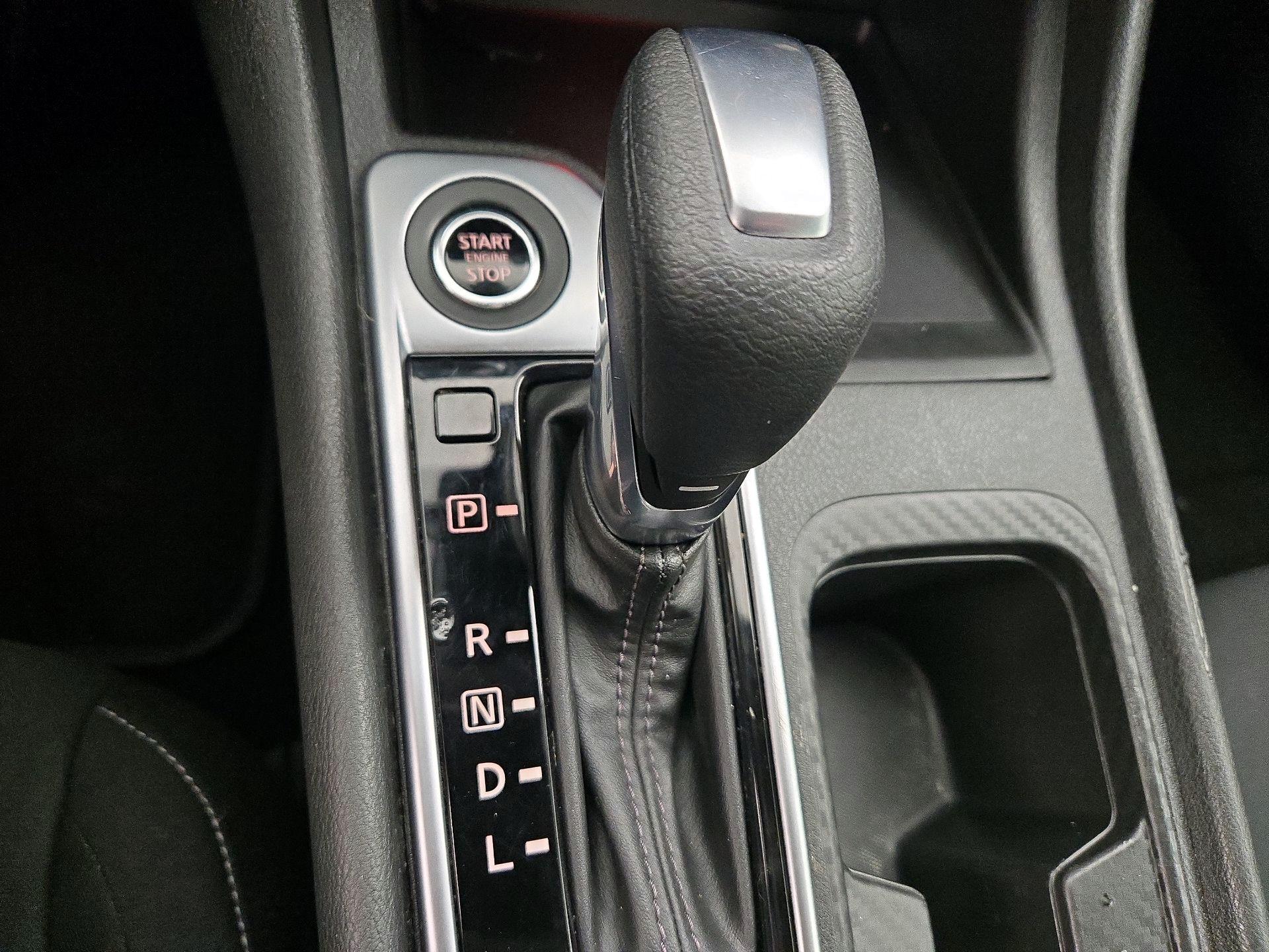 Thumbnail: 2022 Nissan Sentra - 16