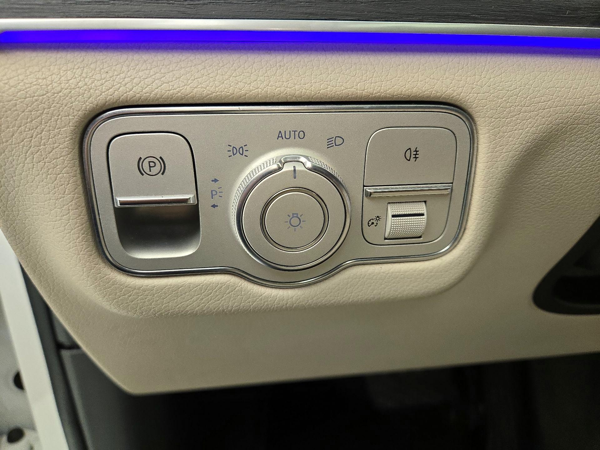 Thumbnail: 2020 Mercedes-Benz GLE - 13