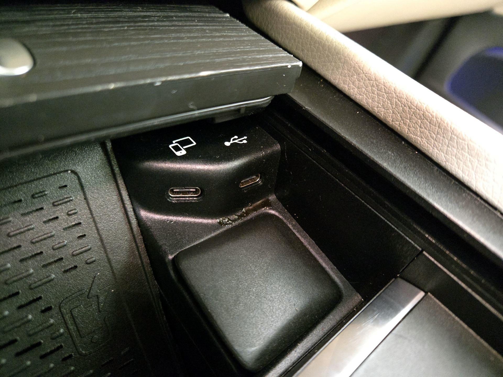 Thumbnail: 2020 Mercedes-Benz GLE - 19