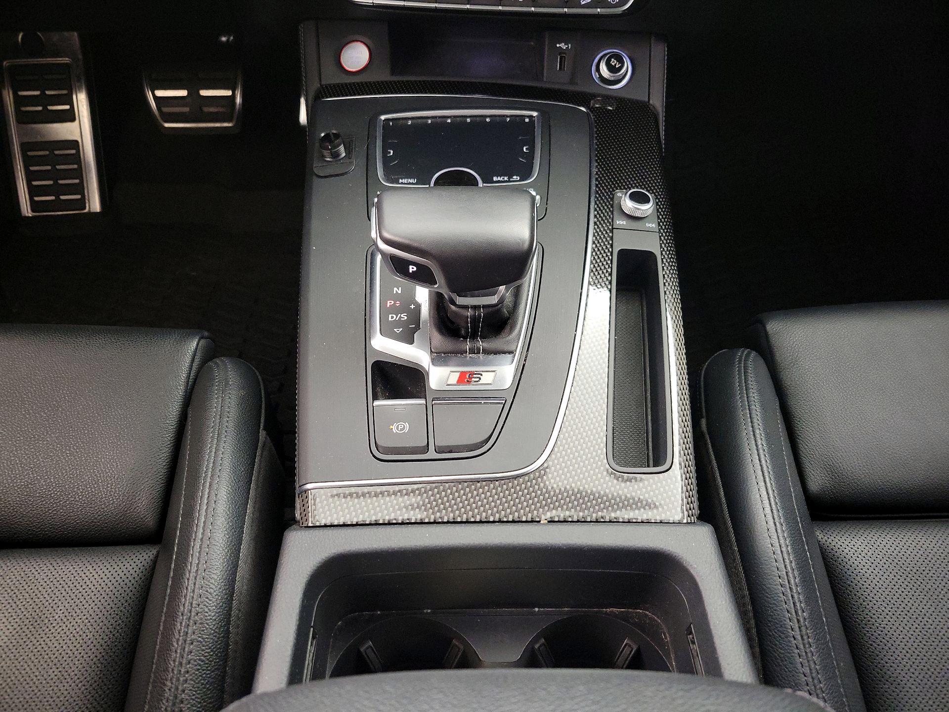 Thumbnail: 2019 Audi SQ5 - 18