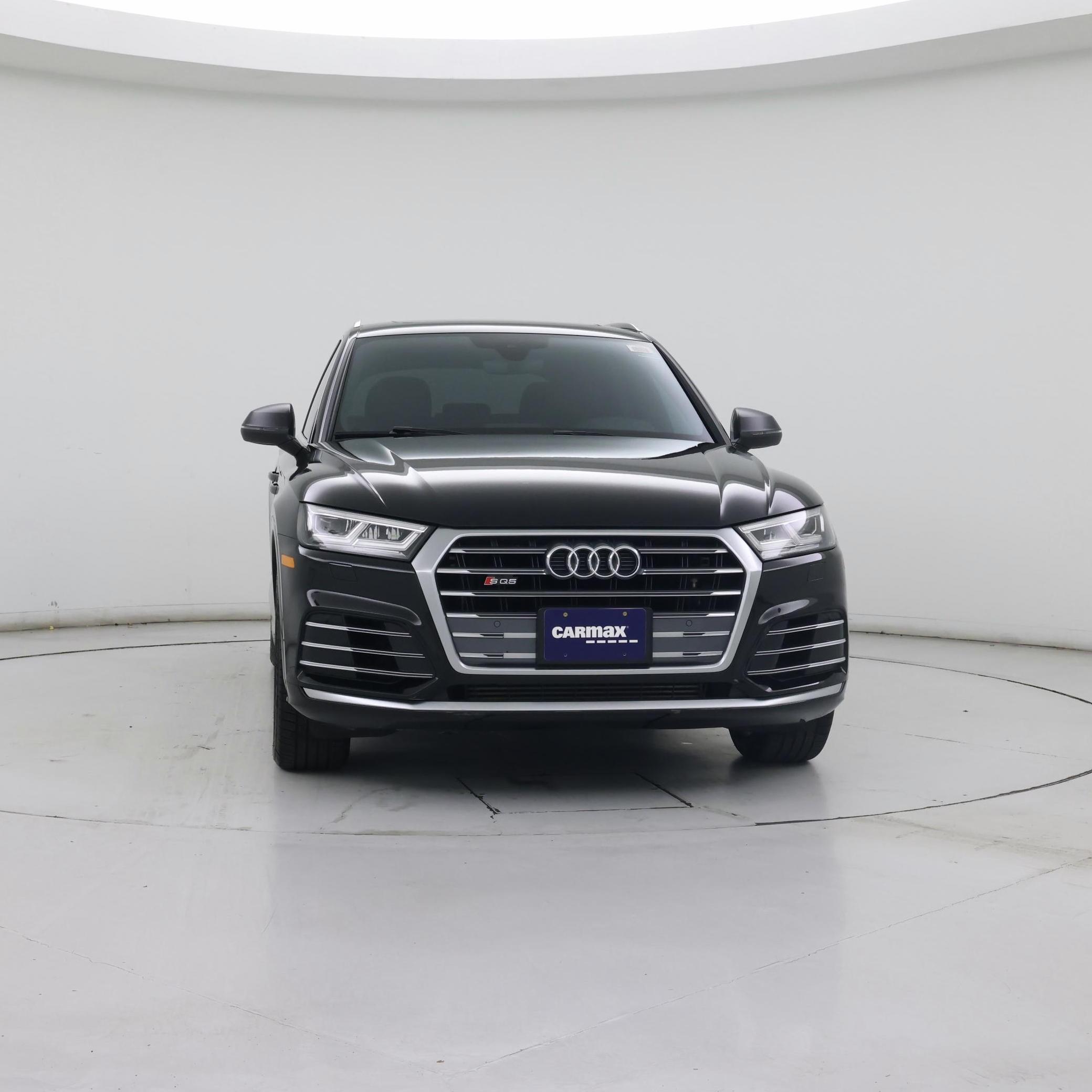 Thumbnail: 2019 Audi SQ5 - 5