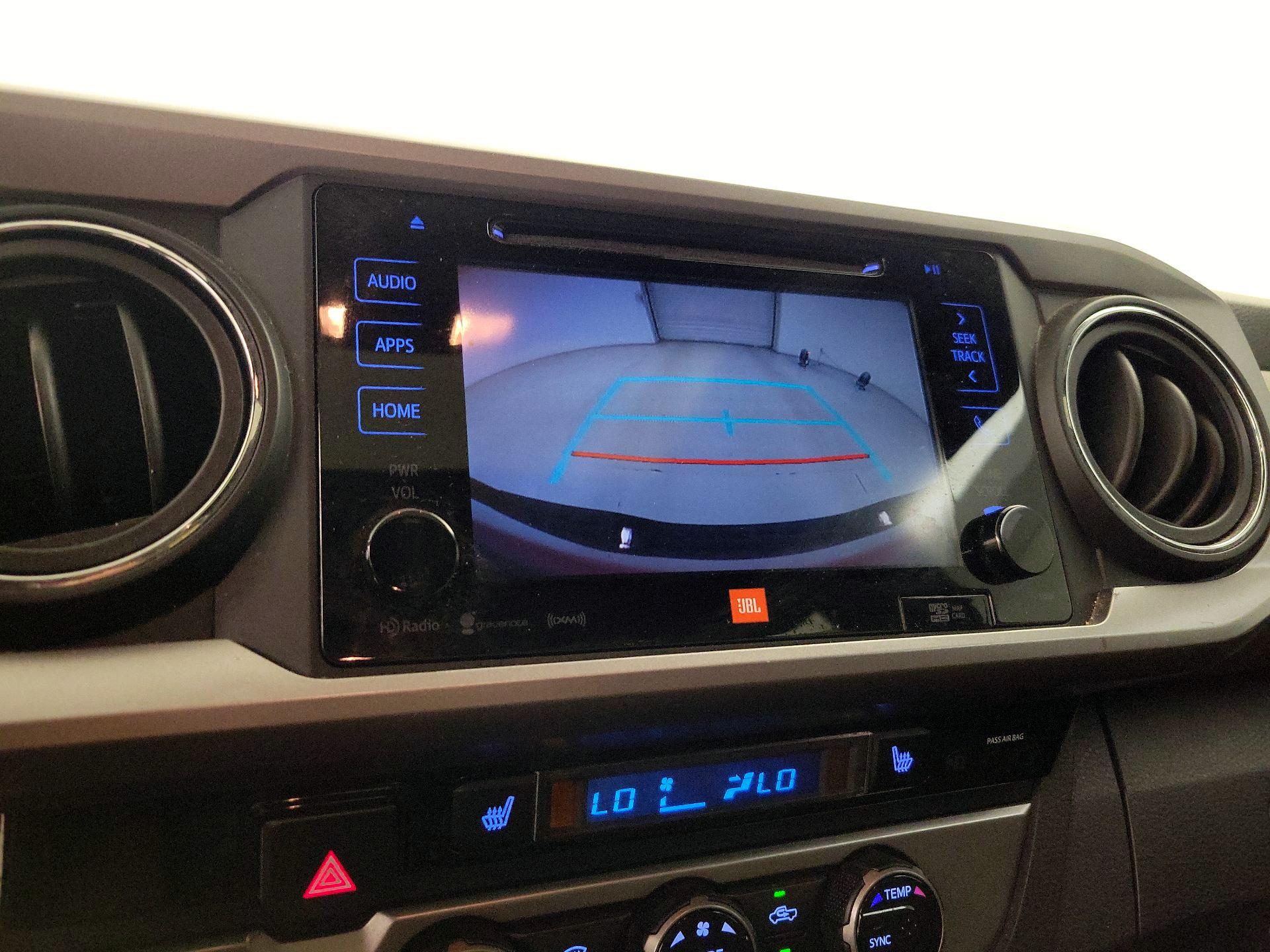 Thumbnail: 2018 Toyota Tacoma - 14