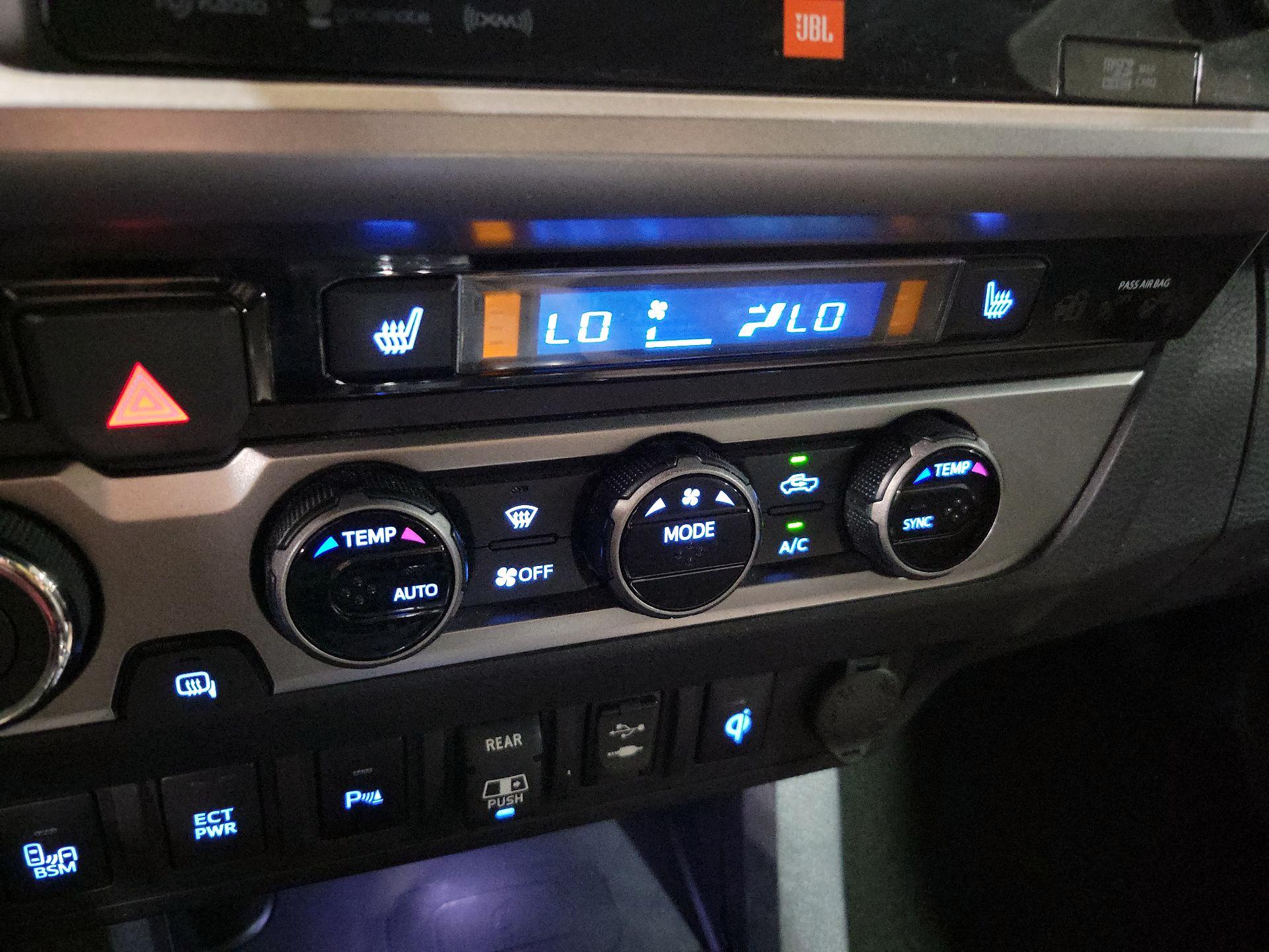 Thumbnail: 2018 Toyota Tacoma - 16