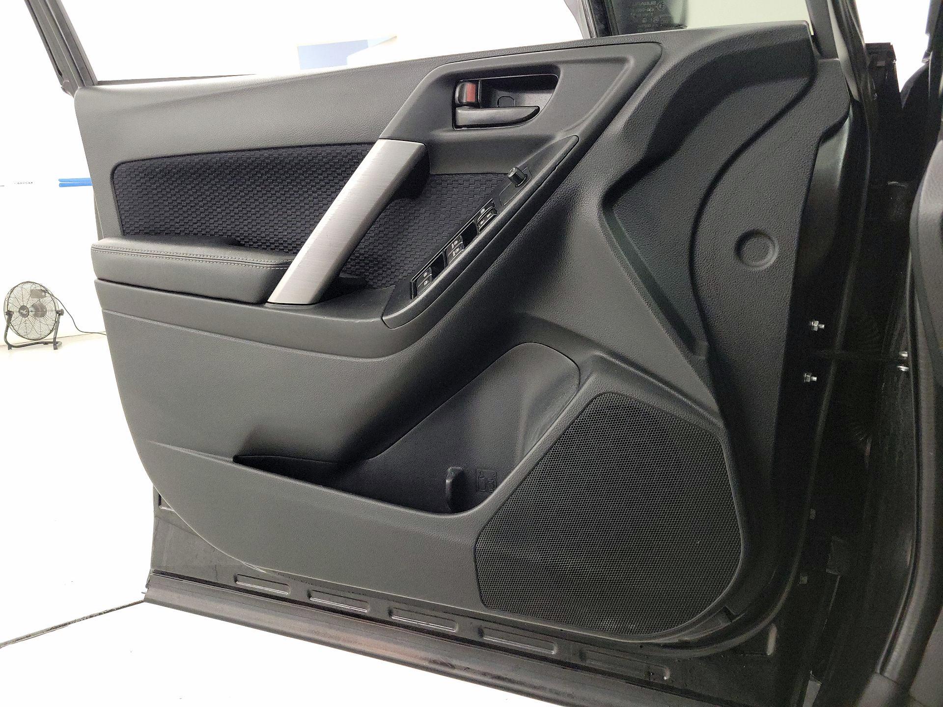 Thumbnail: 2017 Subaru Forester - 12