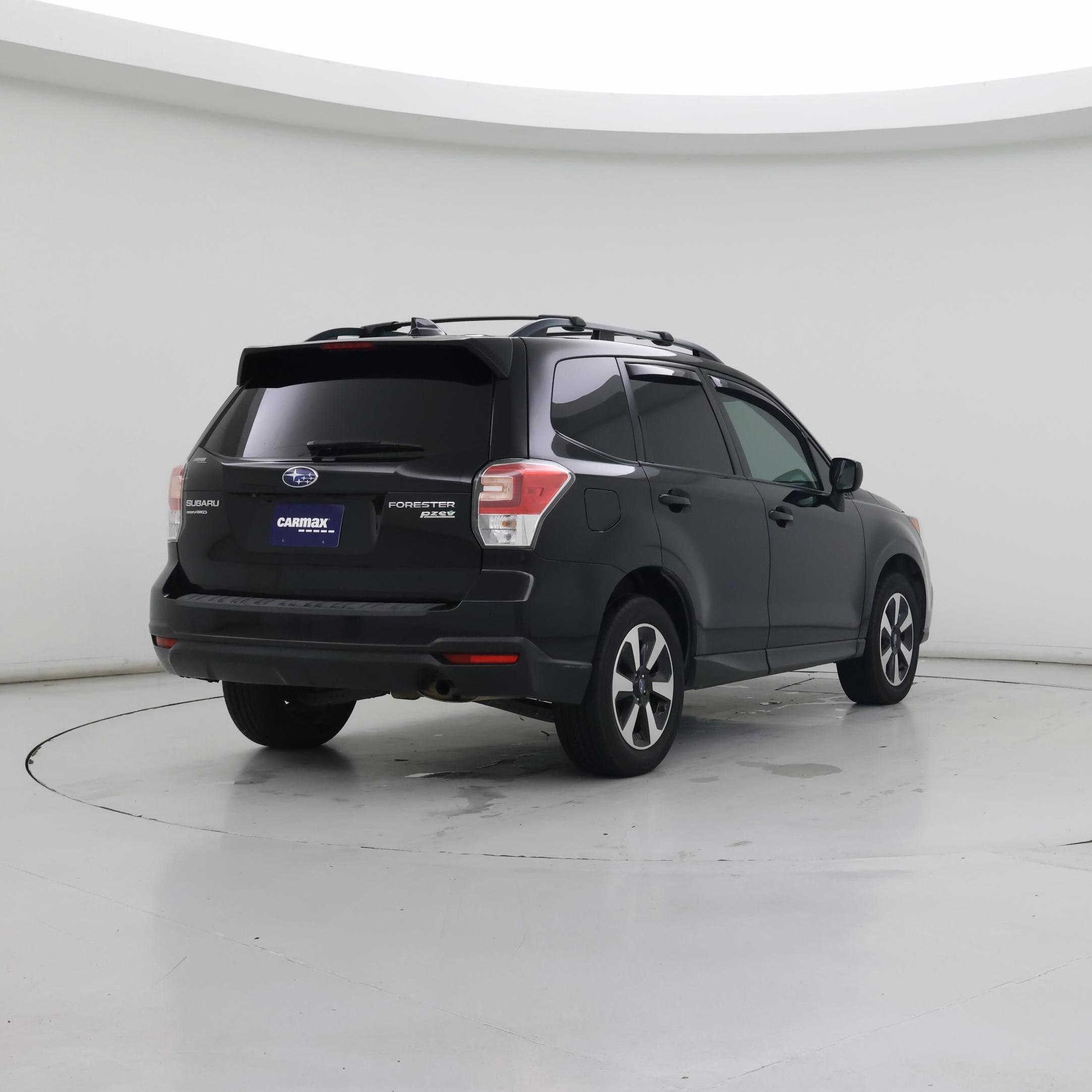 Thumbnail: 2017 Subaru Forester - 8