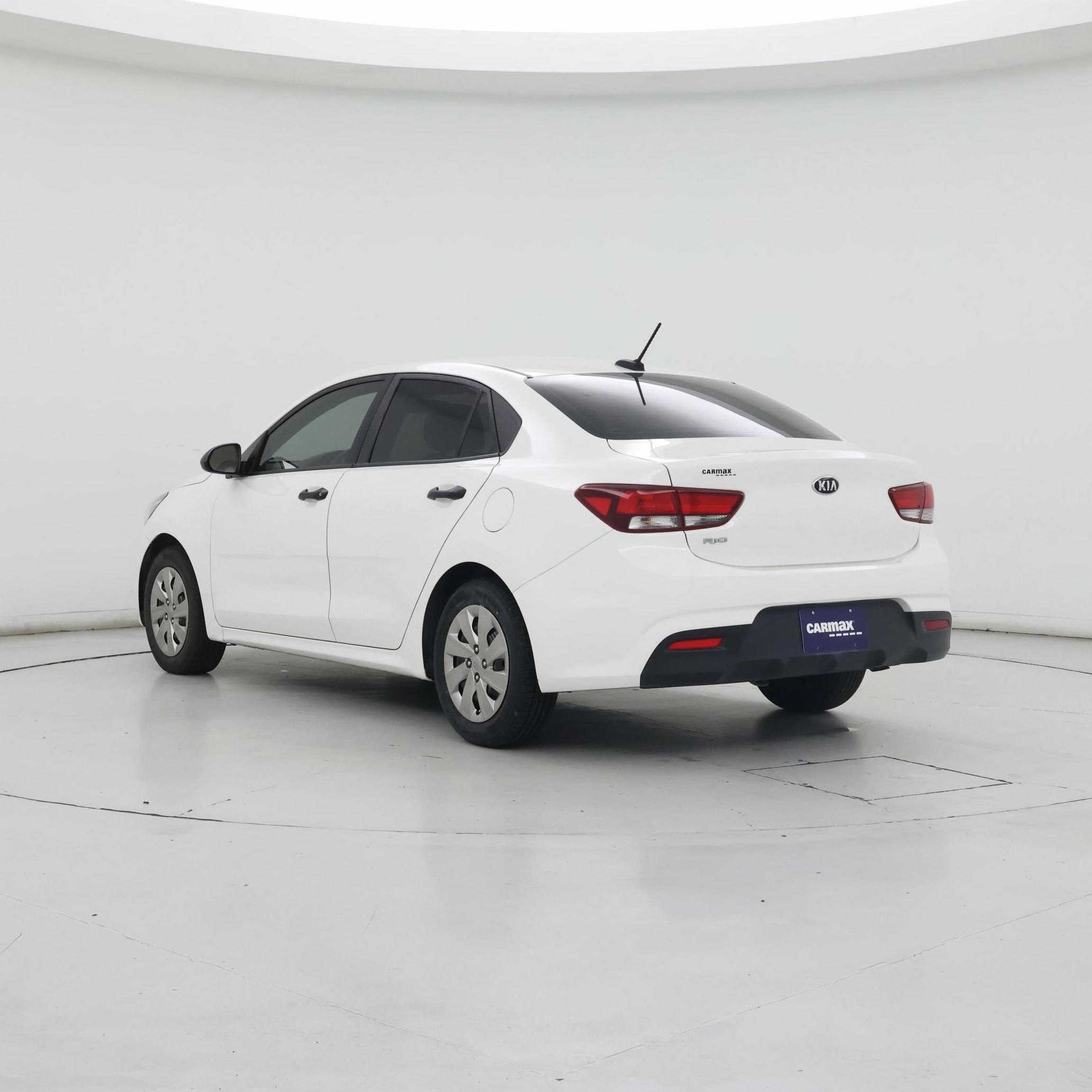 Thumbnail: 2018 Kia Rio - 2