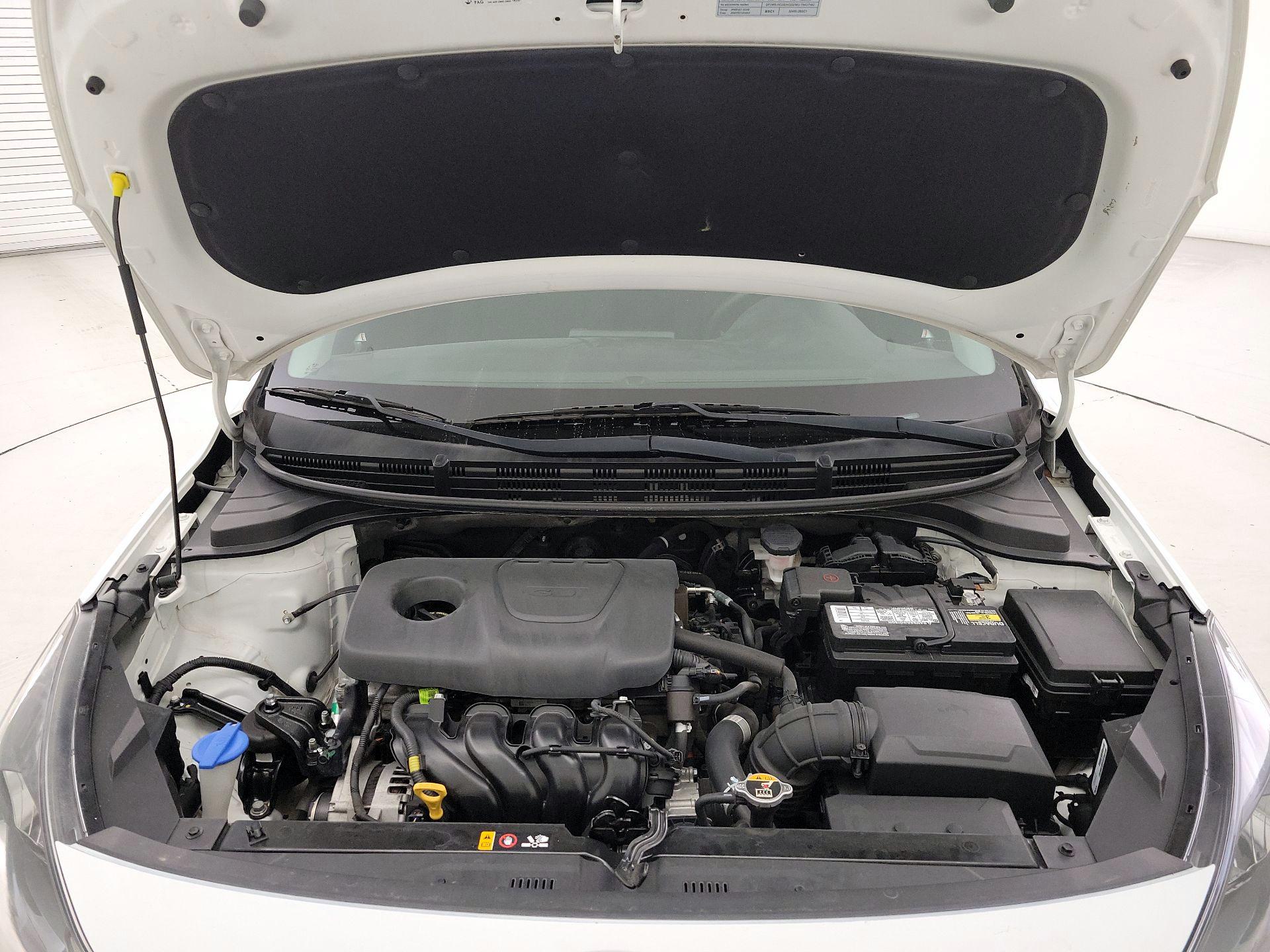 Thumbnail: 2018 Kia Rio - 19