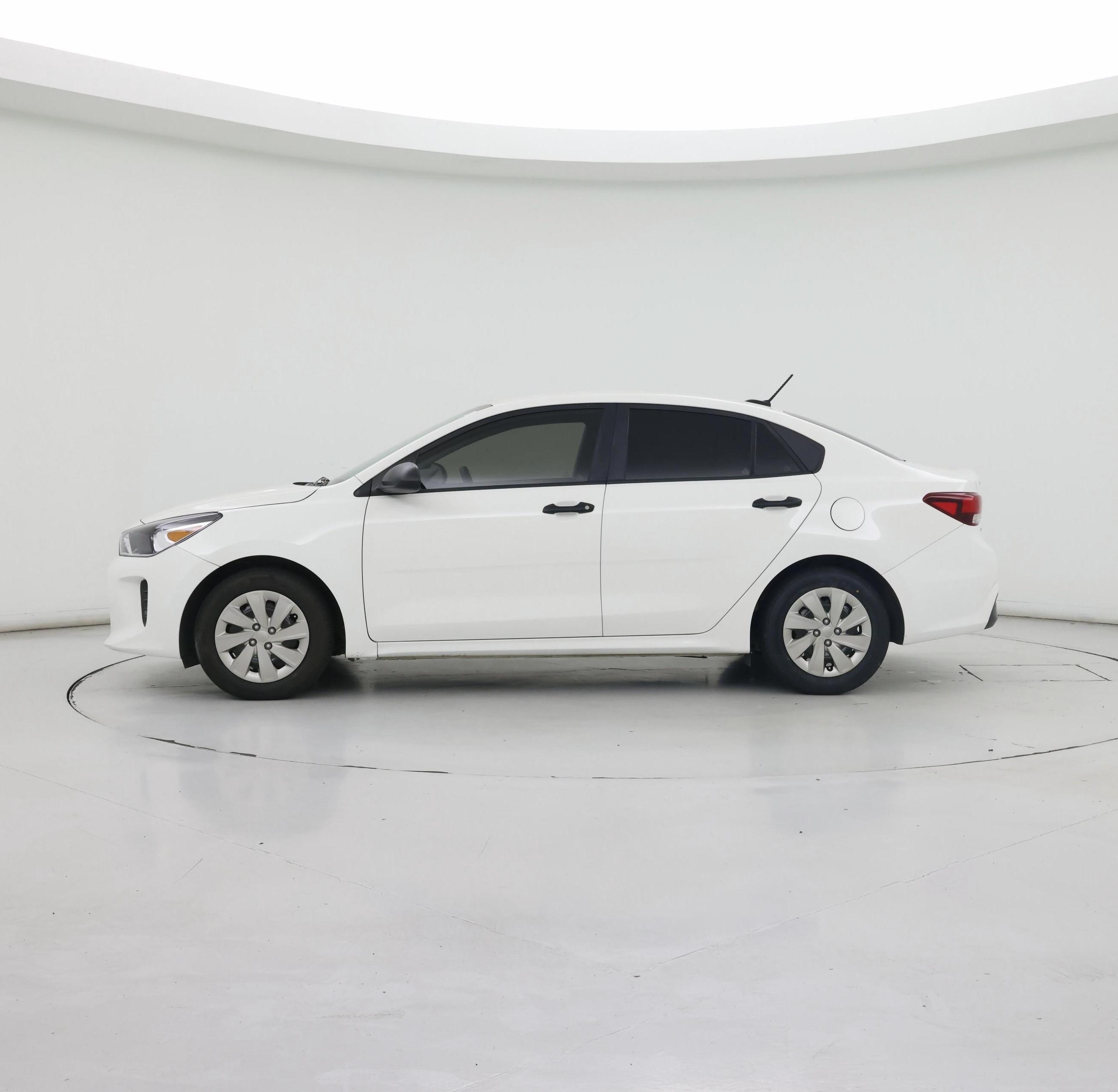 Thumbnail: 2018 Kia Rio - 3