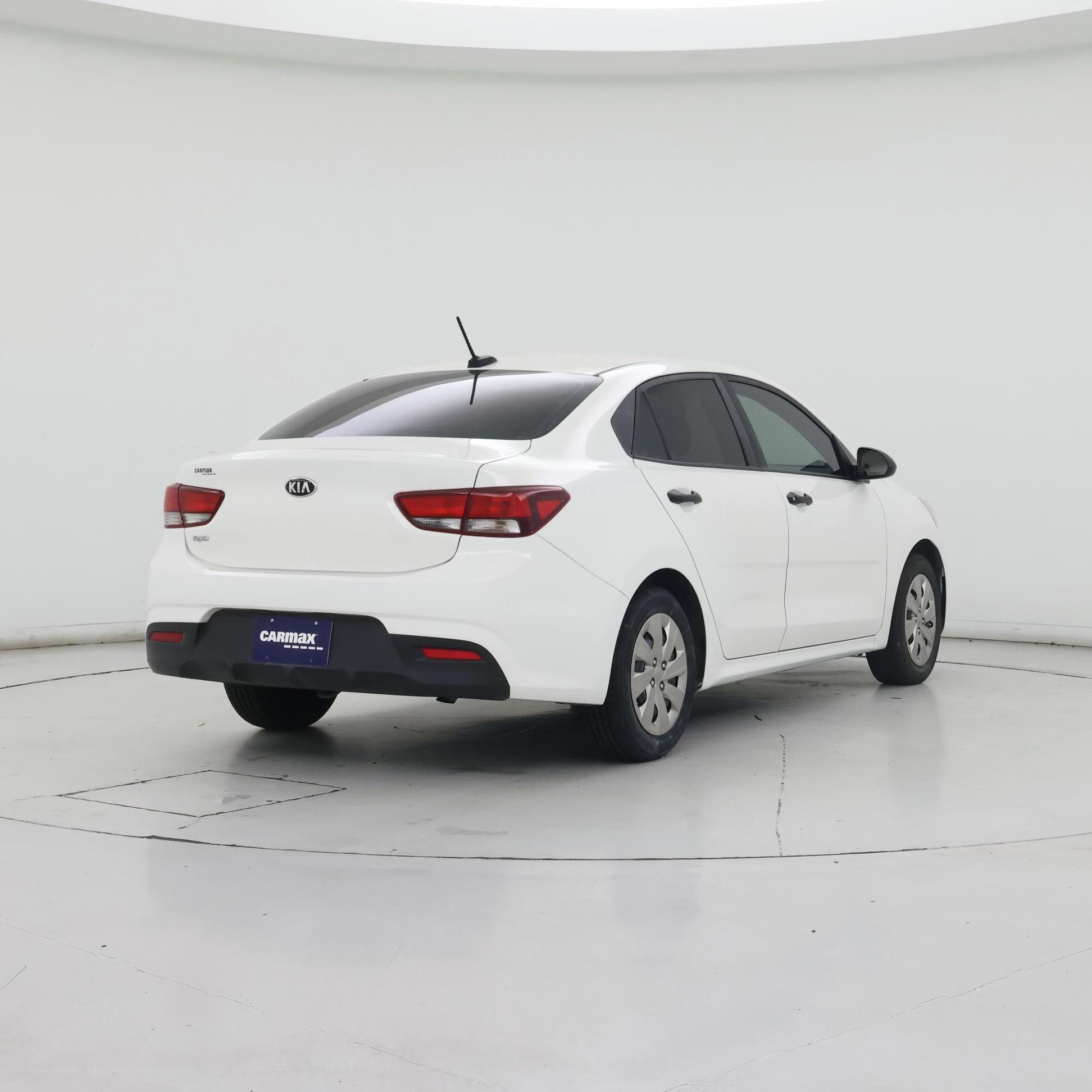 Thumbnail: 2018 Kia Rio - 8