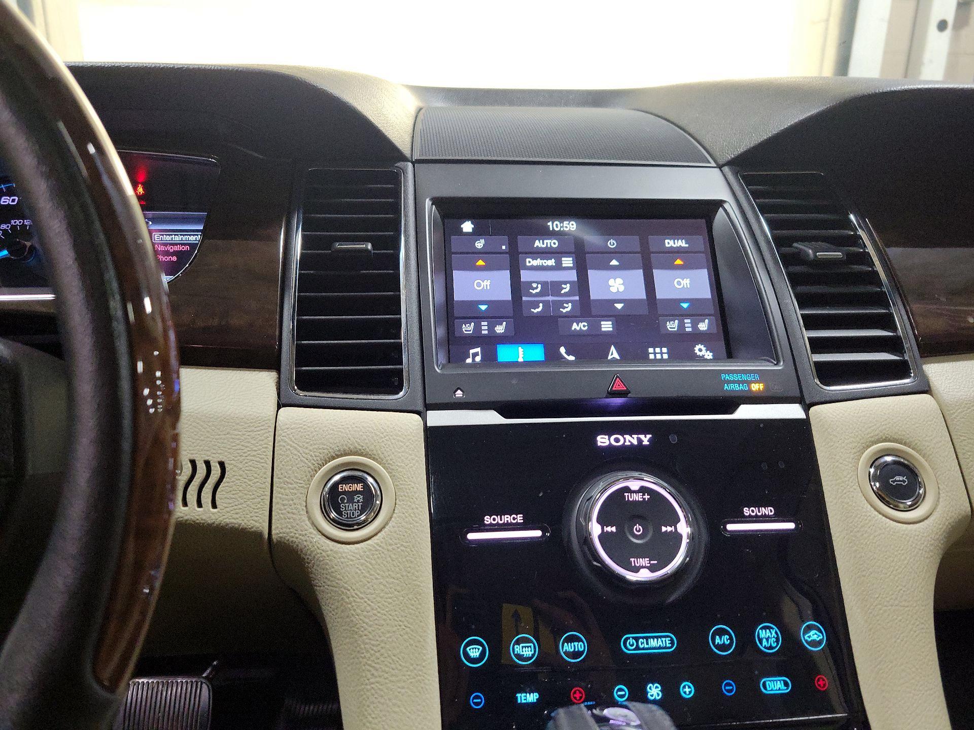 Thumbnail: 2018 Ford Taurus - 16