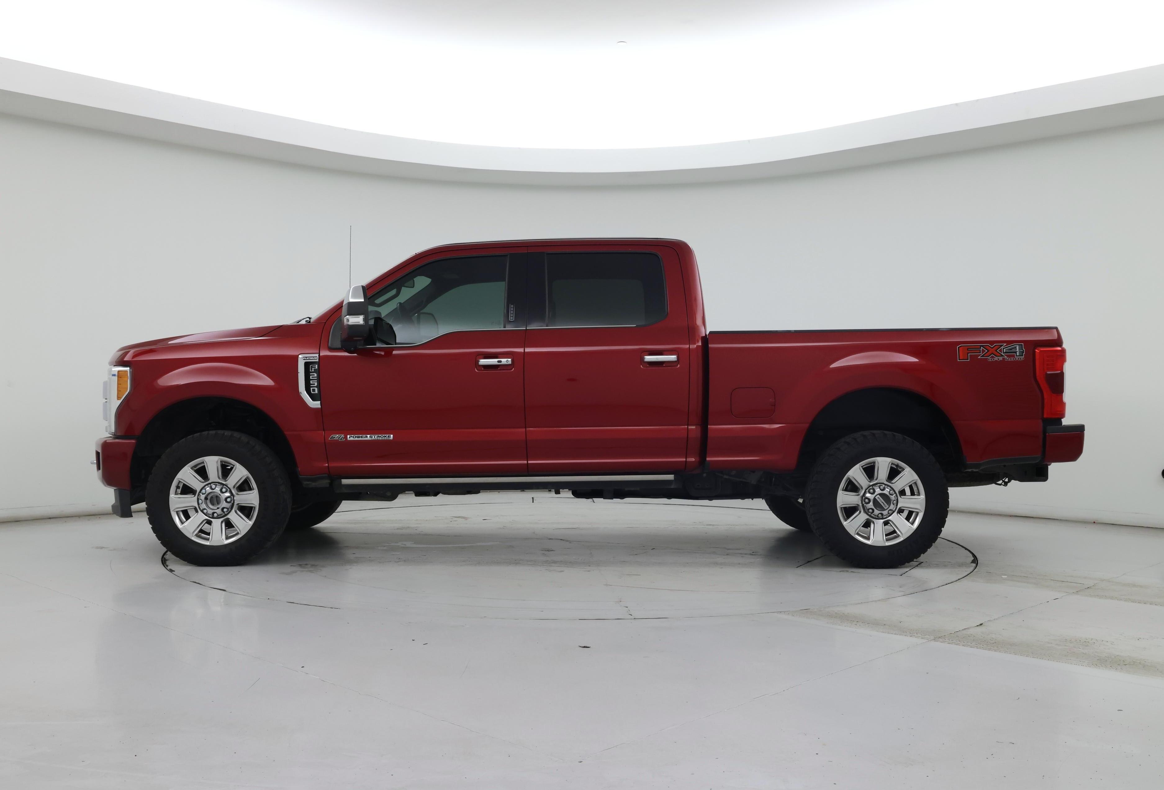 Thumbnail: 2019 Ford F-250 - 3