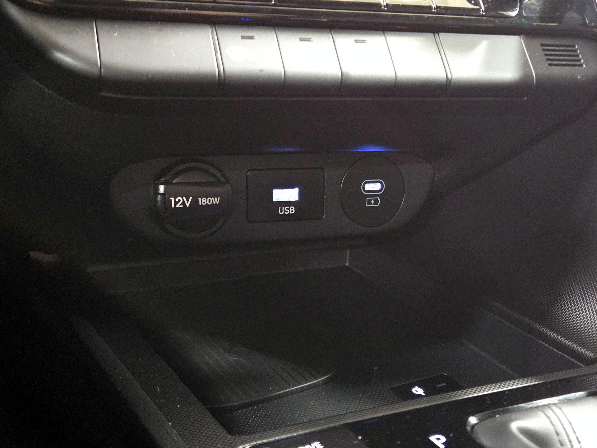 Thumbnail: 2025 Hyundai Elantra - 18