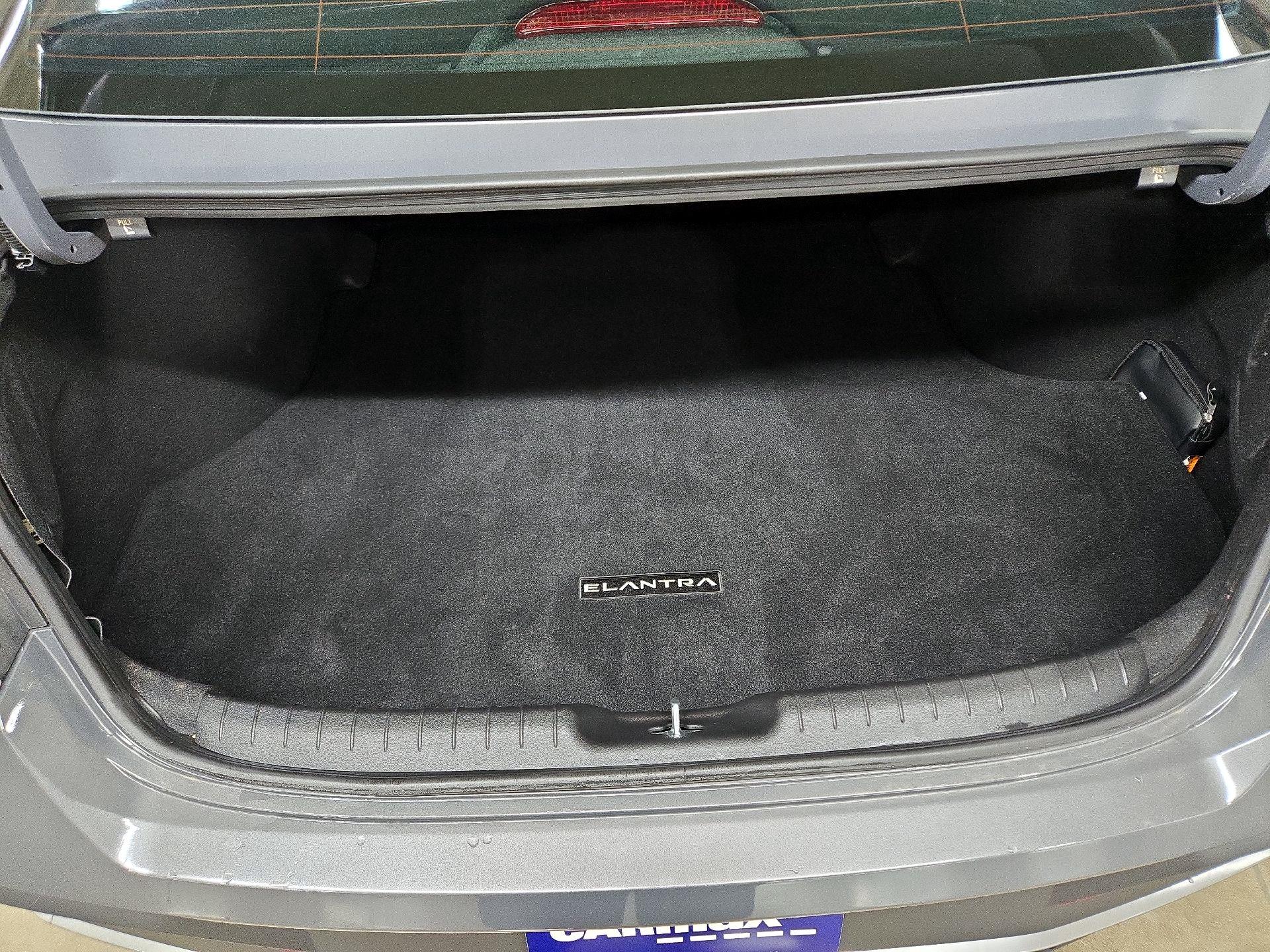 Thumbnail: 2025 Hyundai Elantra - 20