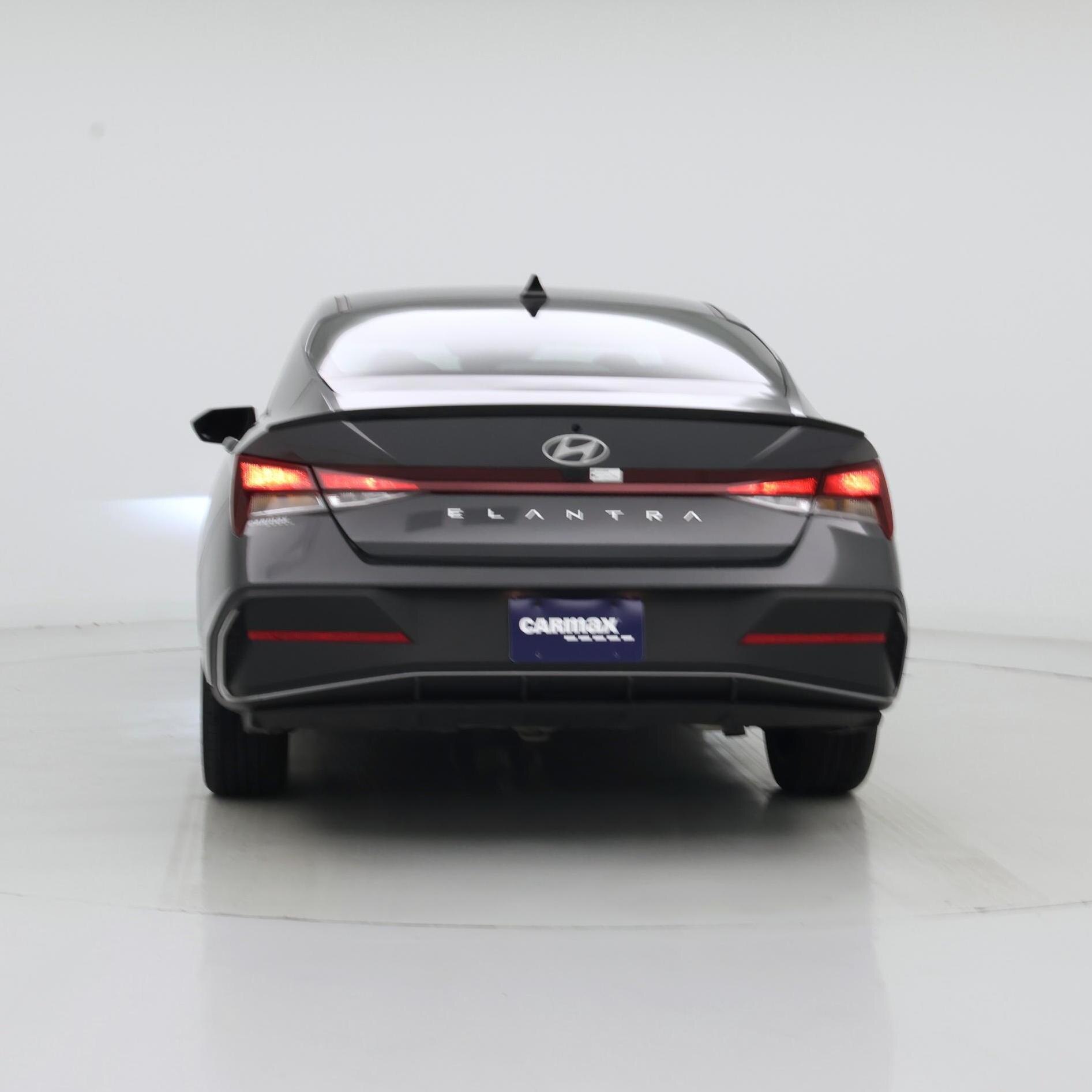 Thumbnail: 2025 Hyundai Elantra - 6