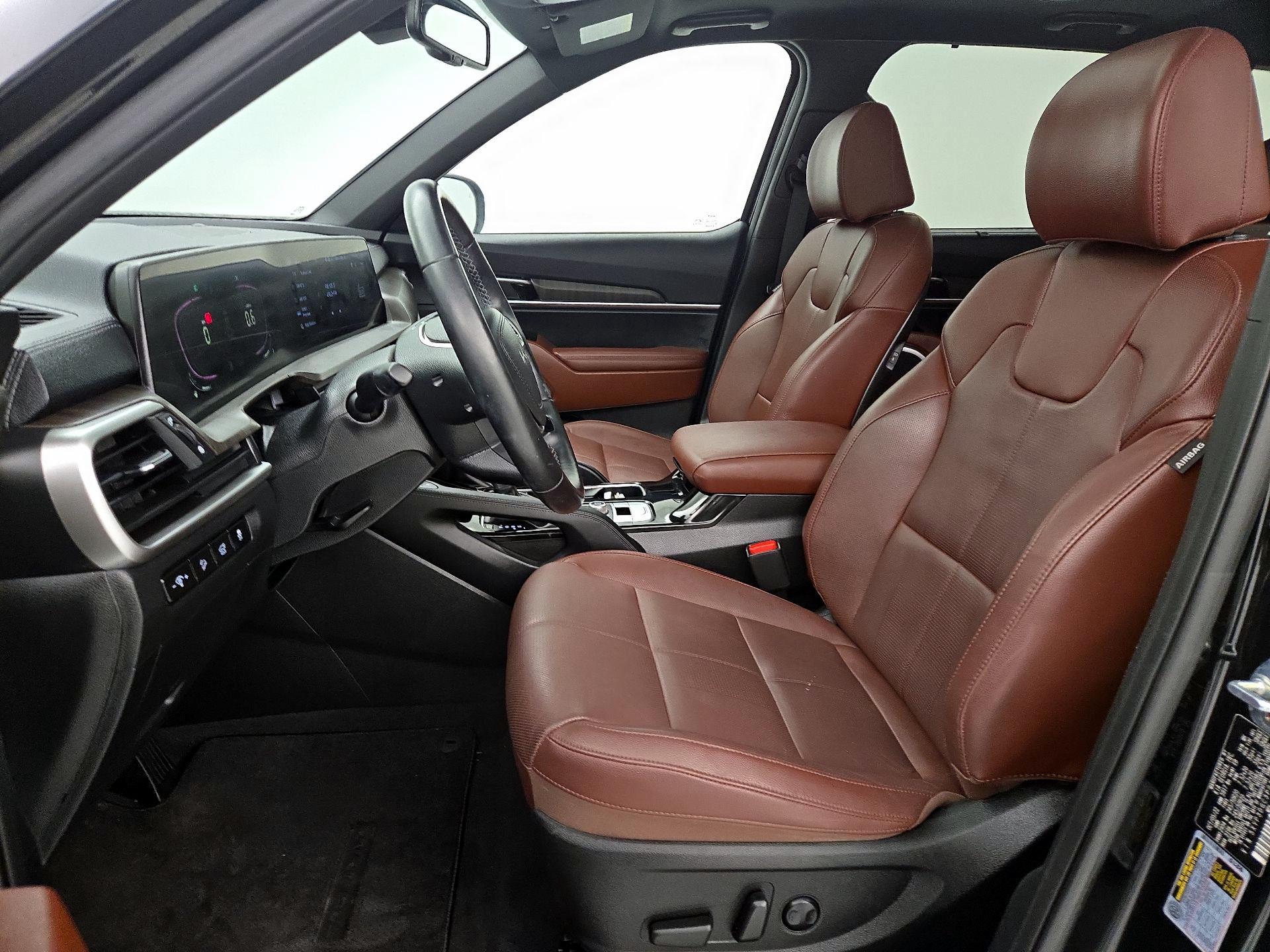 Thumbnail: 2023 Kia Telluride - 11