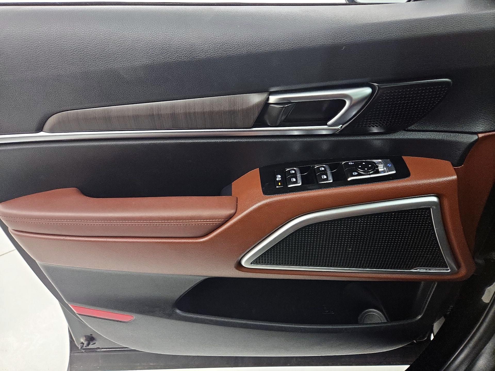 Thumbnail: 2023 Kia Telluride - 12