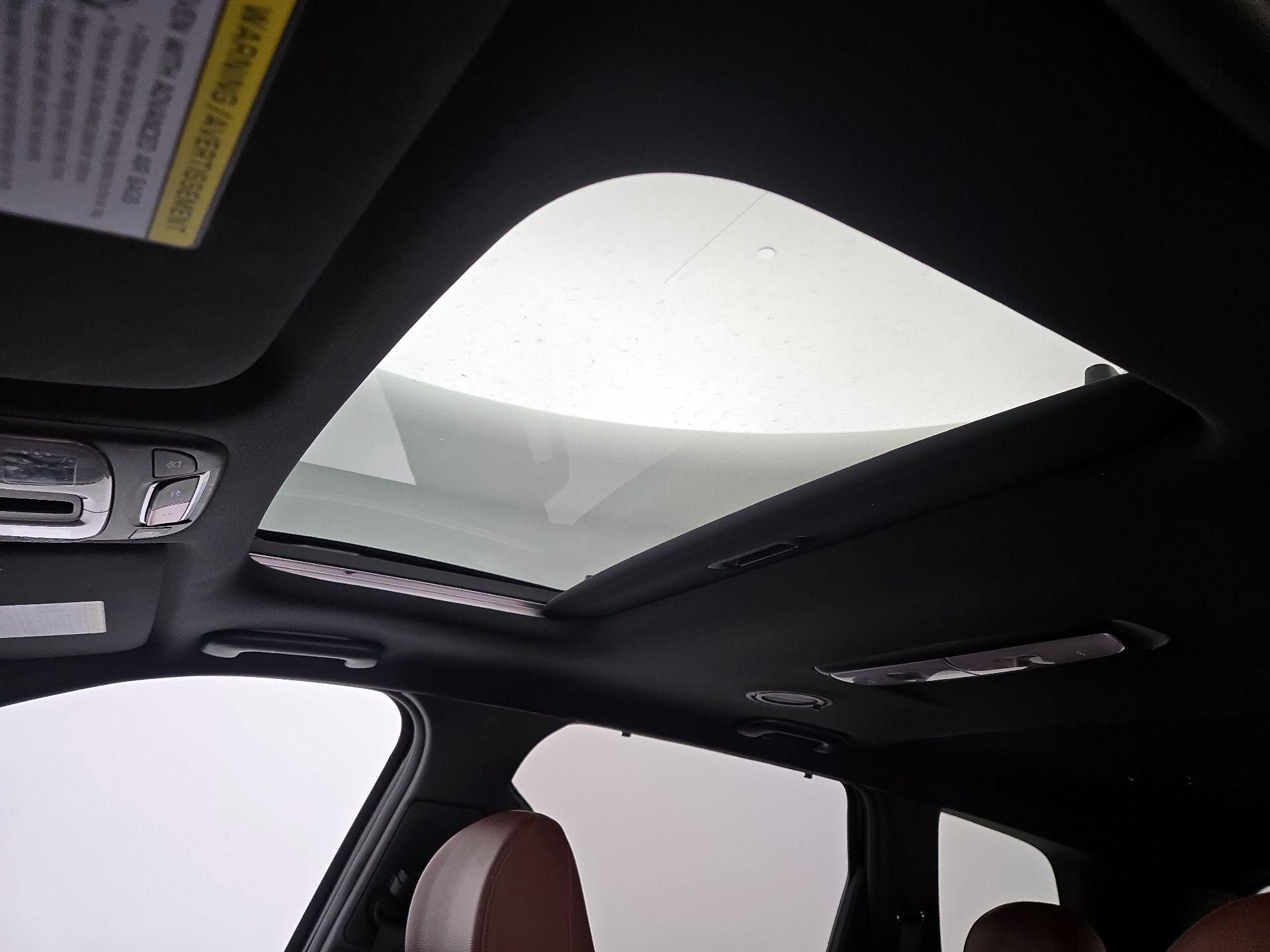 Thumbnail: 2023 Kia Telluride - 20