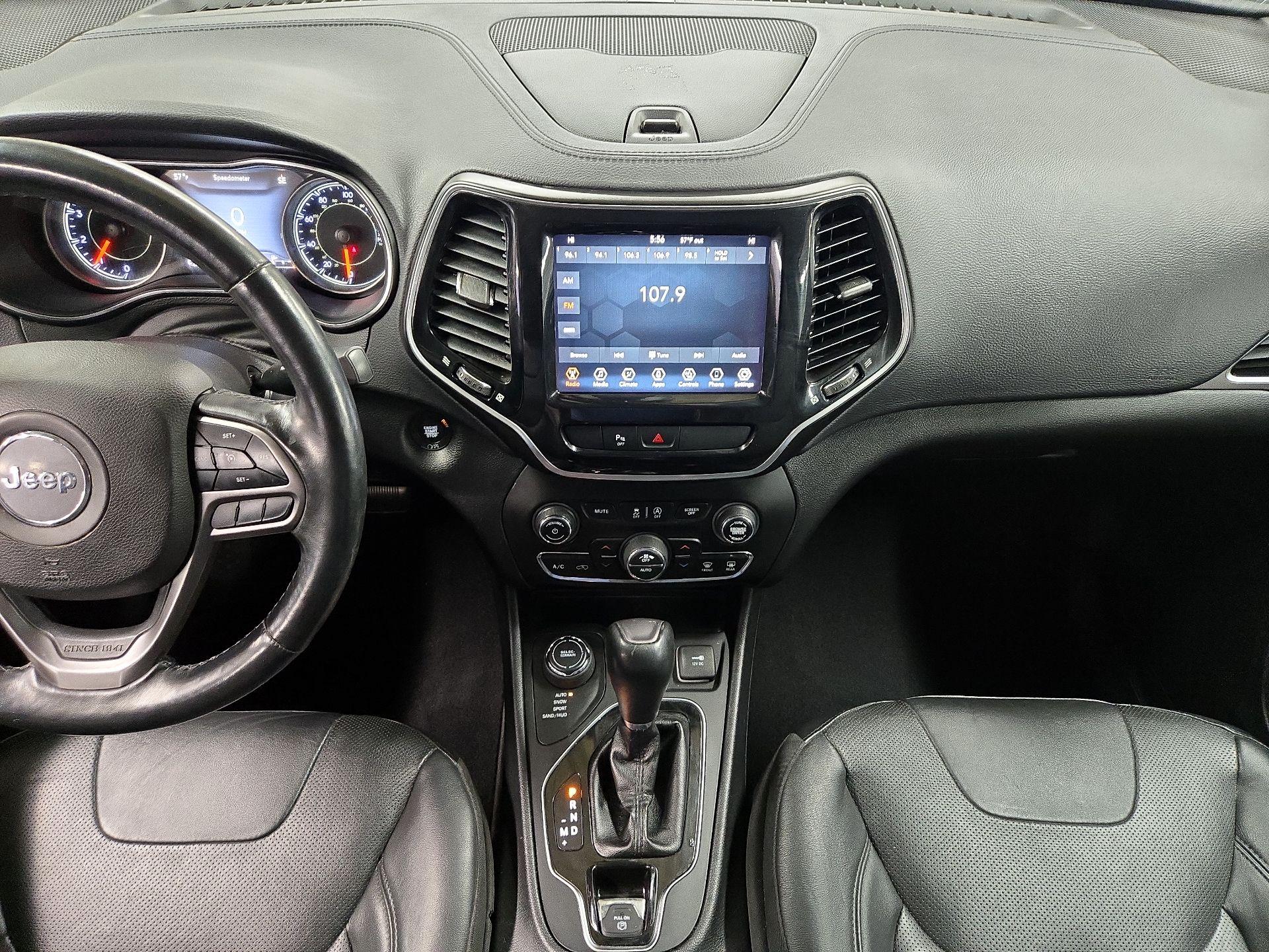 Thumbnail: 2020 Jeep Cherokee - 9