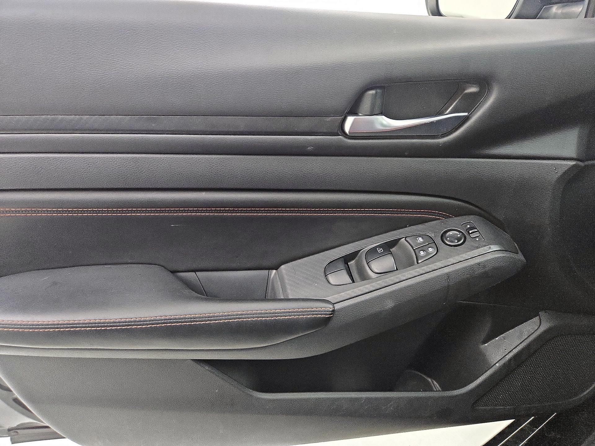 Thumbnail: 2022 Nissan Altima - 12