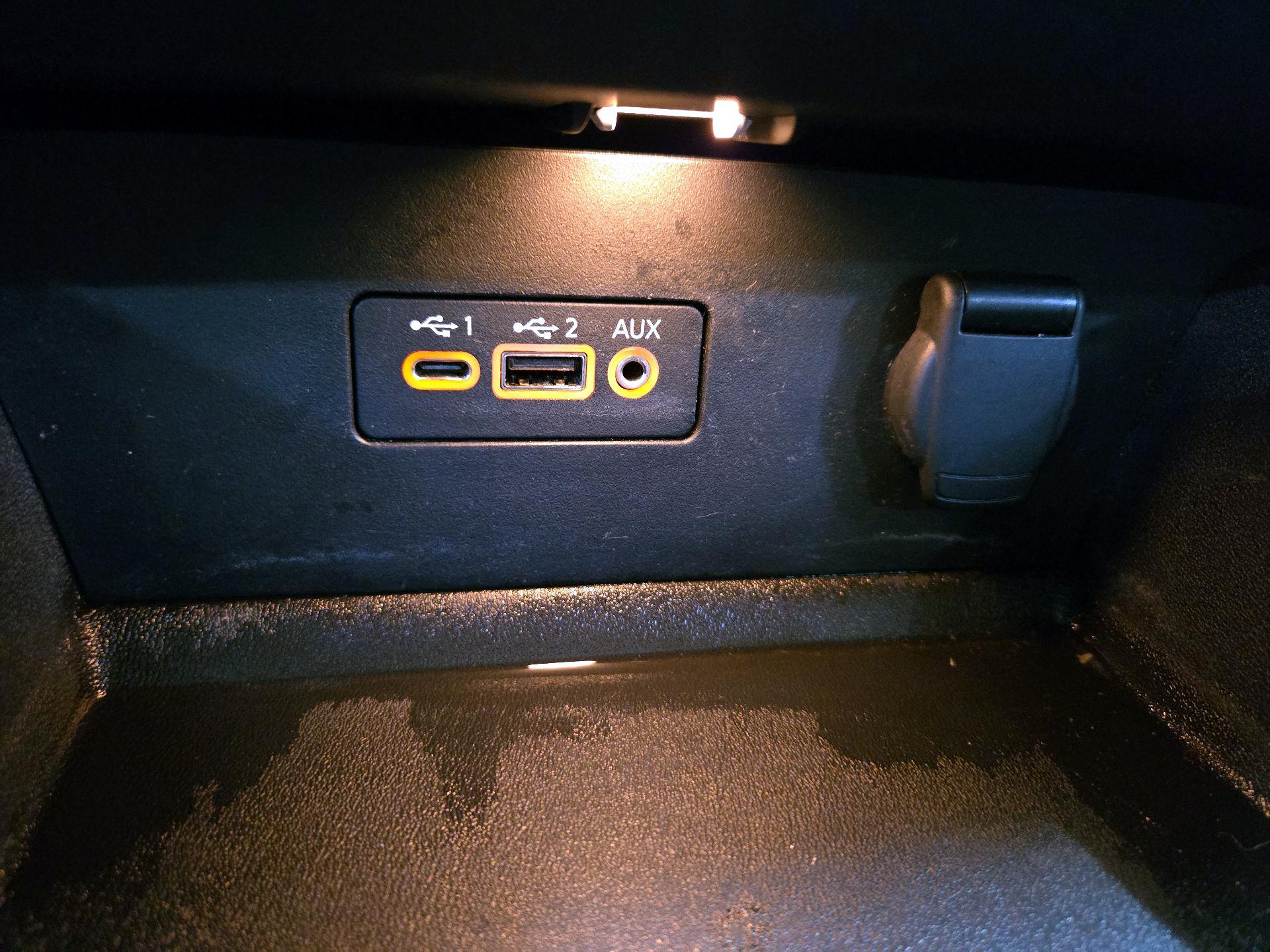 Thumbnail: 2022 Nissan Altima - 17