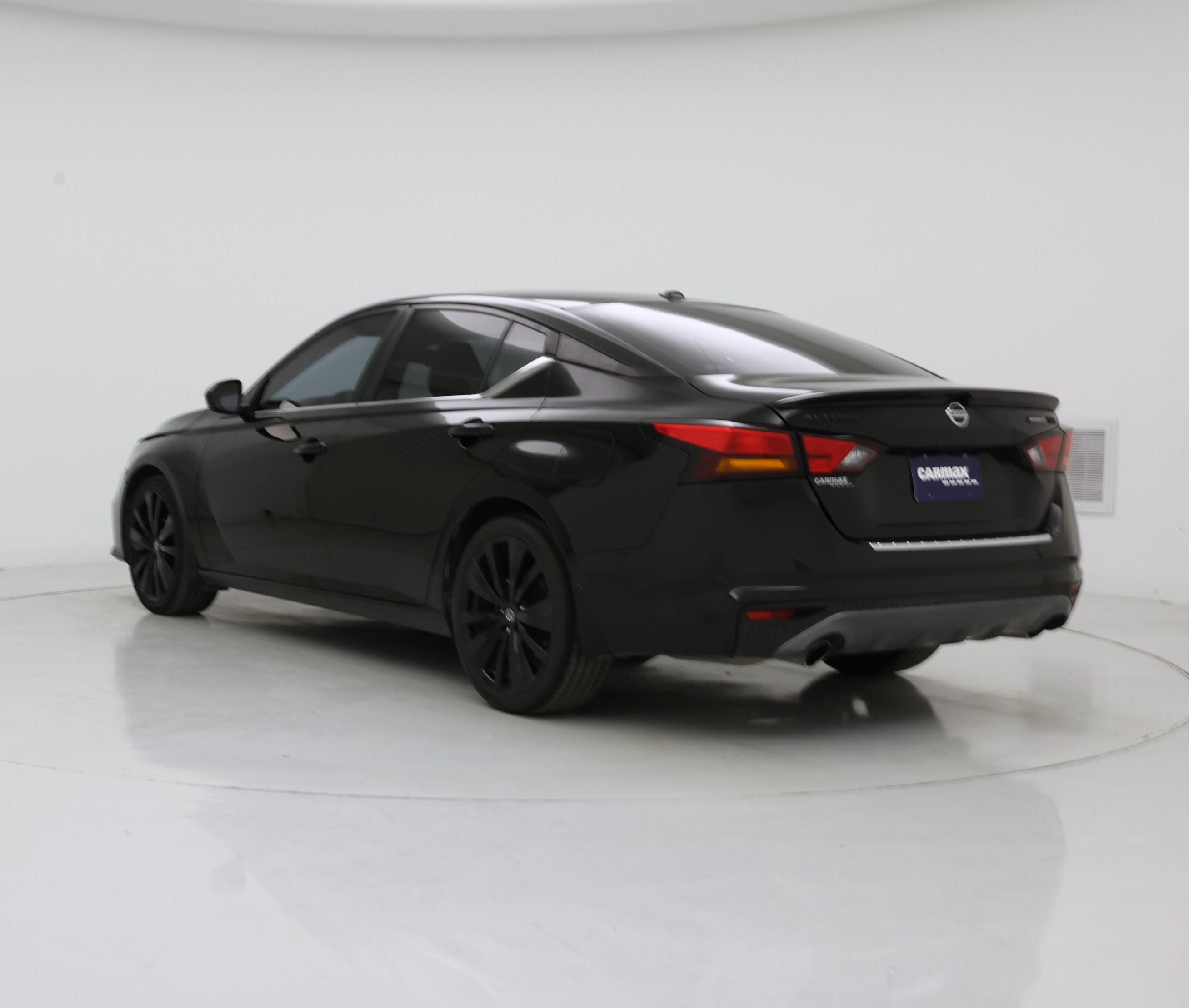 Thumbnail: 2022 Nissan Altima - 2