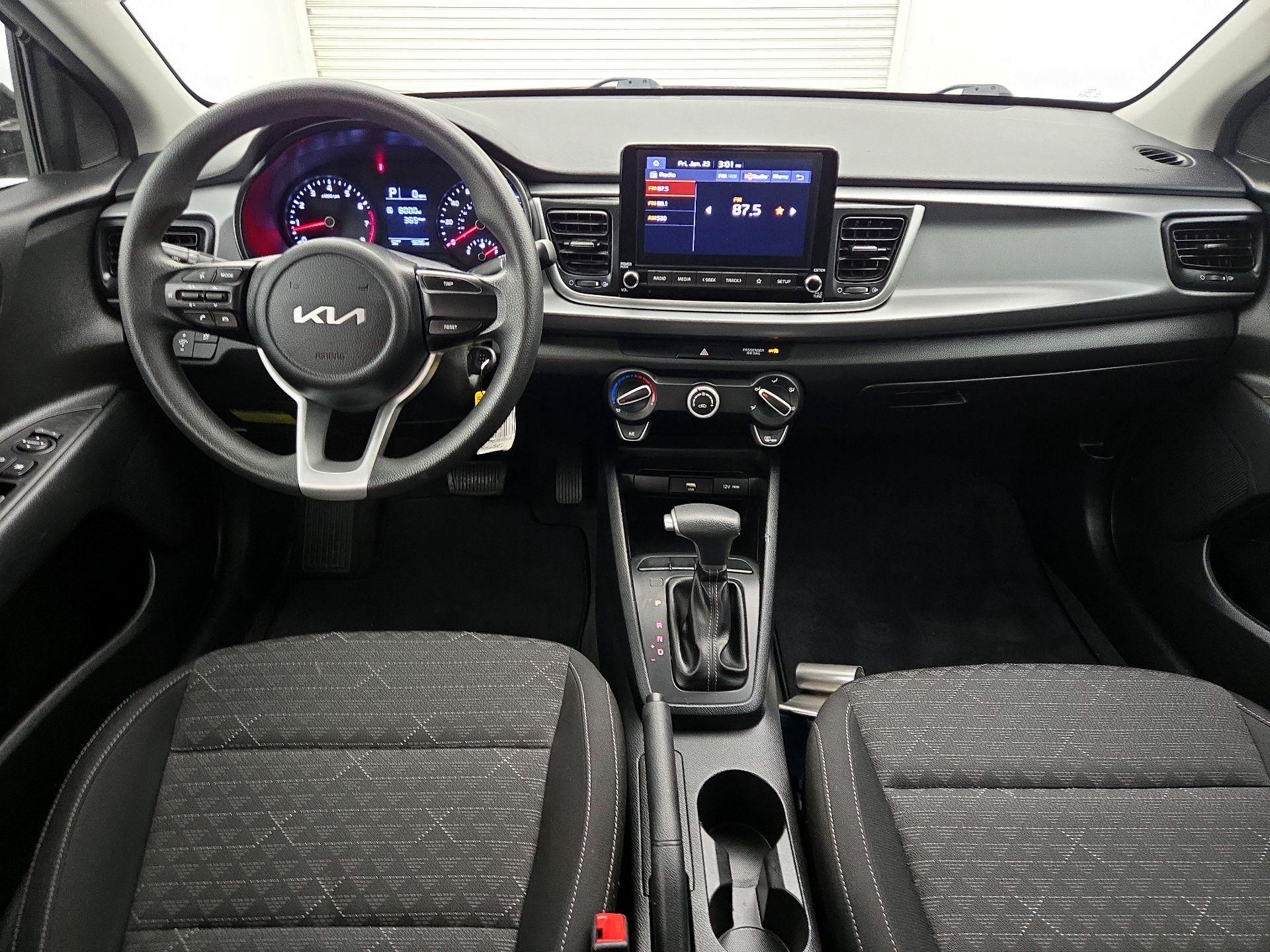 Thumbnail: 2022 Kia Rio - 9