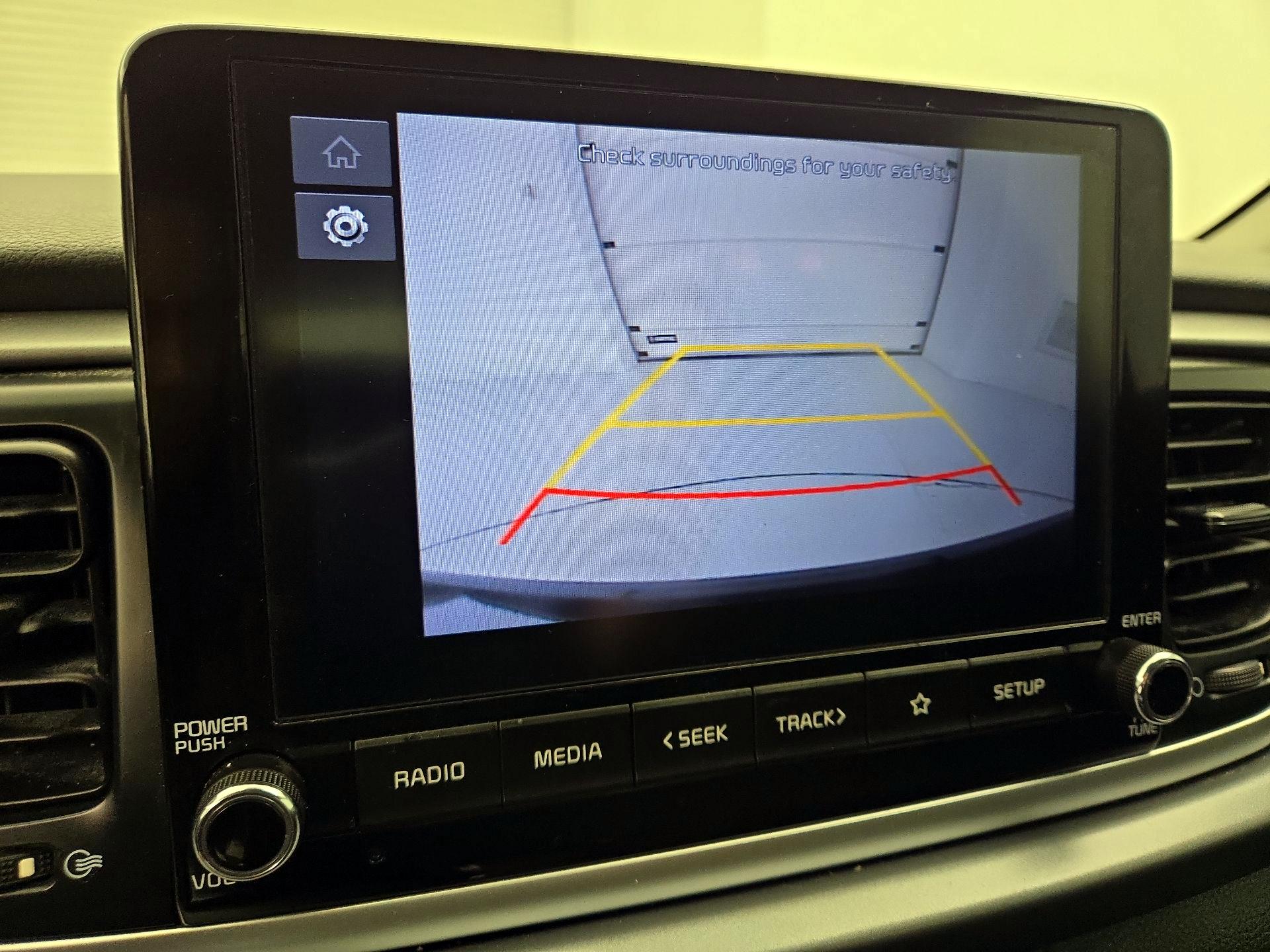 Thumbnail: 2022 Kia Rio - 13