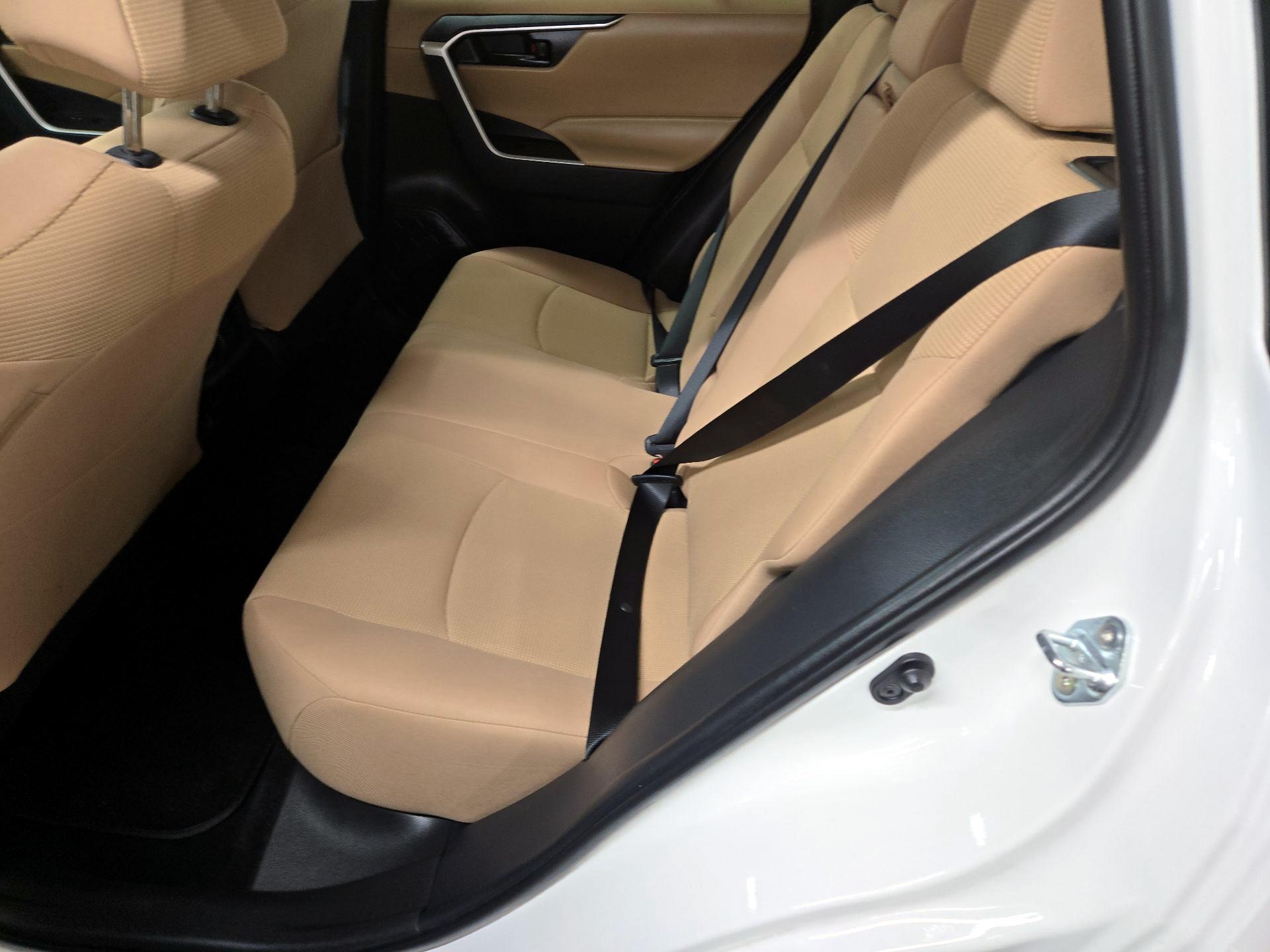 Thumbnail: 2024 Toyota RAV4 - 17