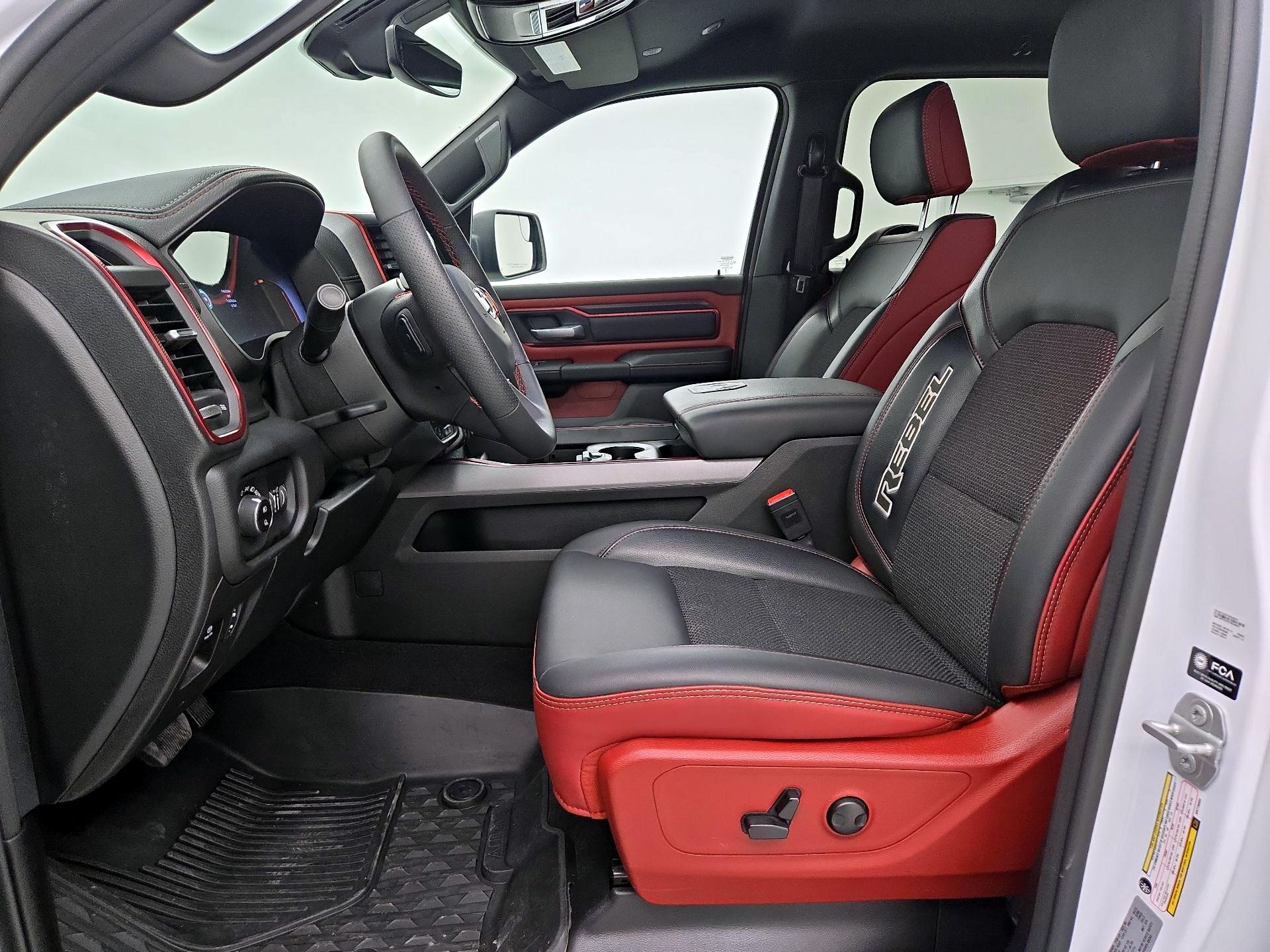 Thumbnail: 2025 RAM 1500 - 11