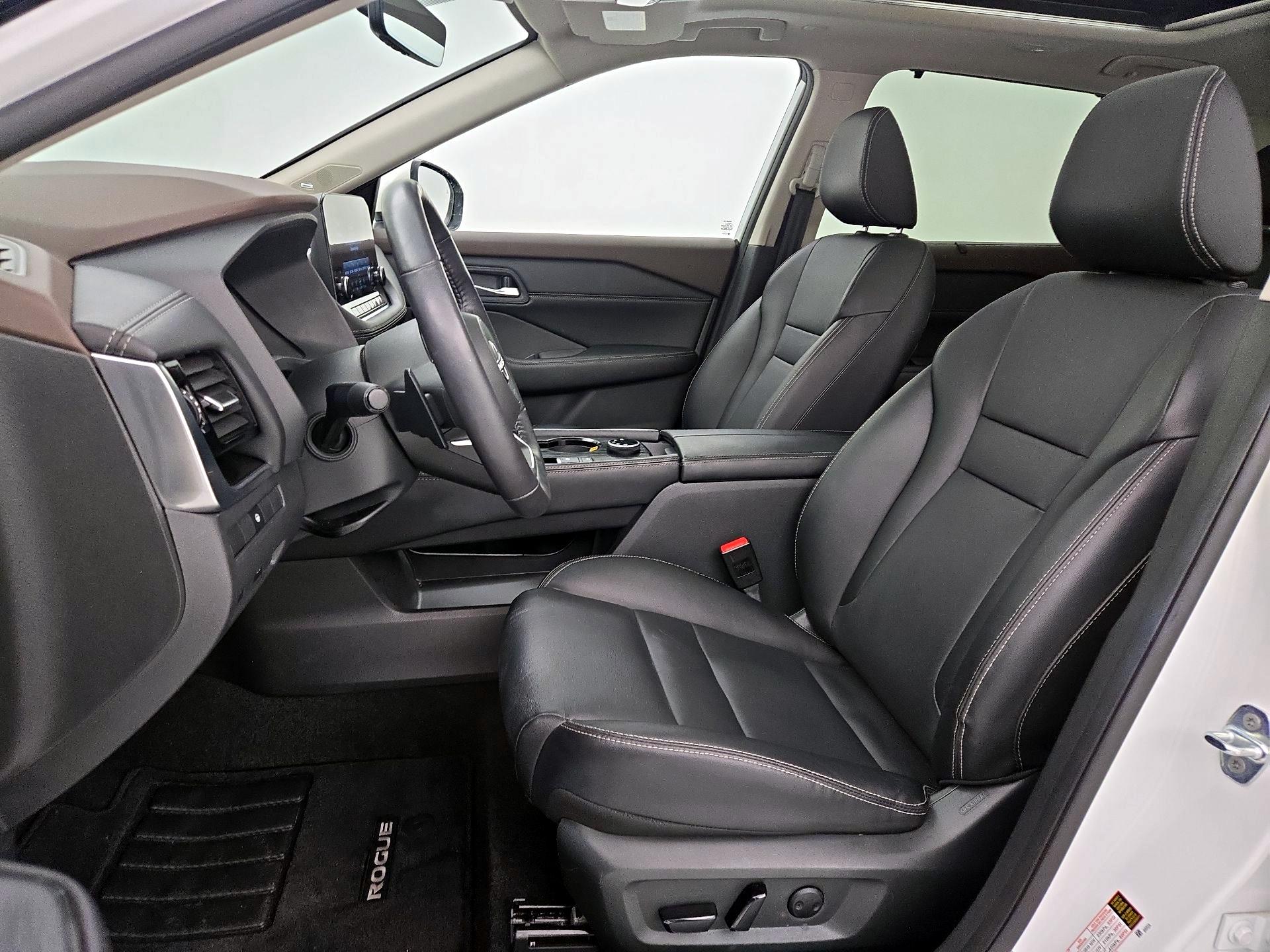 Thumbnail: 2023 Nissan Rogue - 11