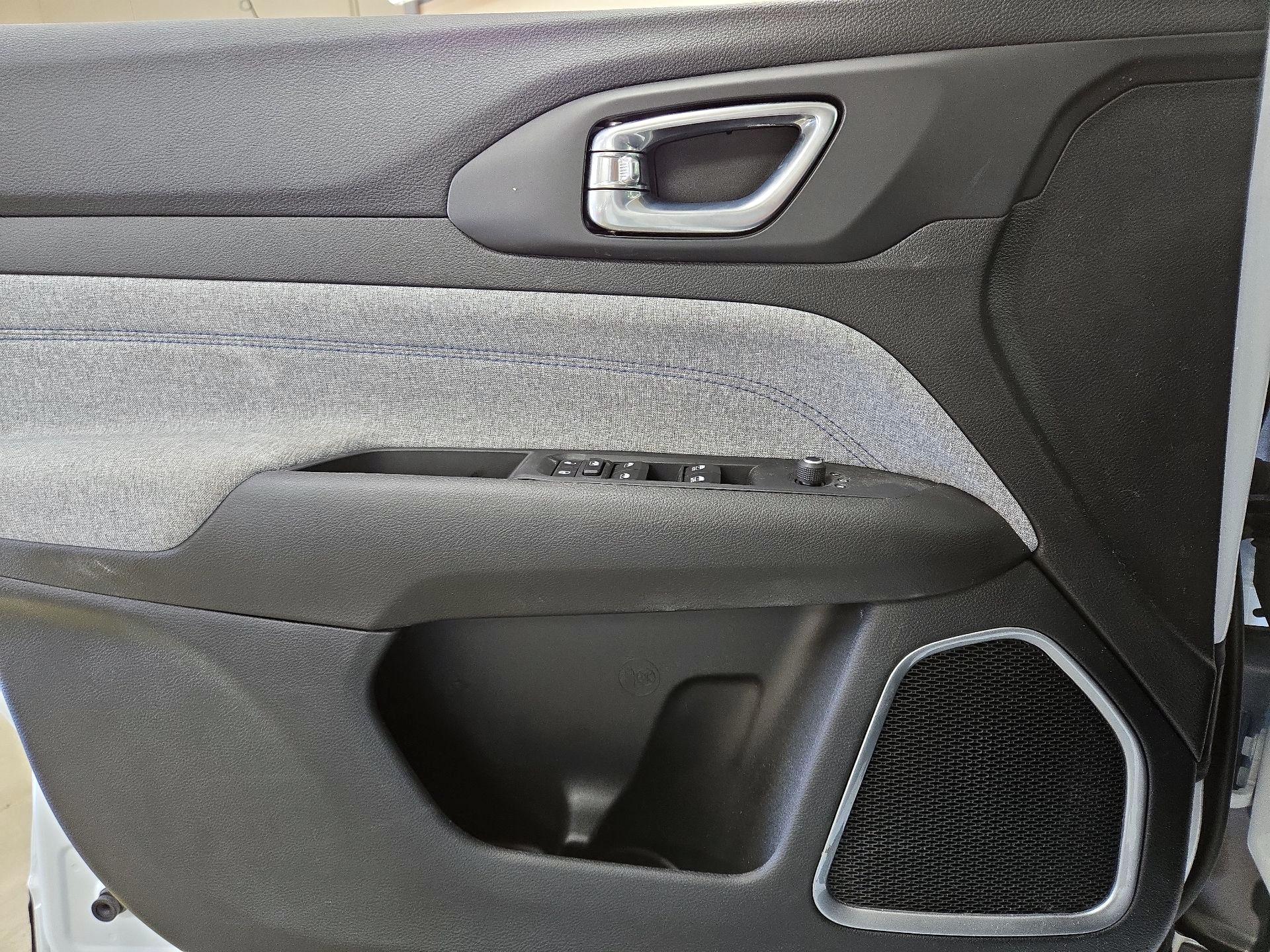 Thumbnail: 2025 Jeep Compass - 12