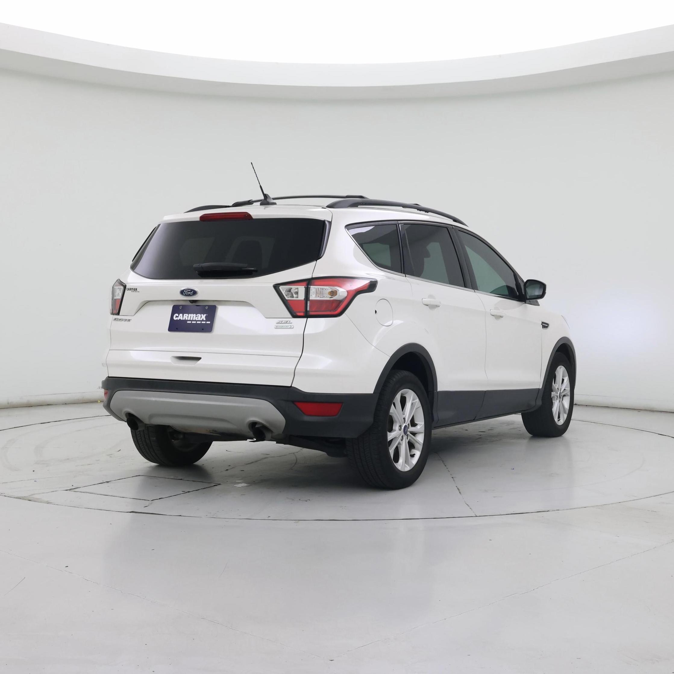 Thumbnail: 2018 Ford Escape - 8