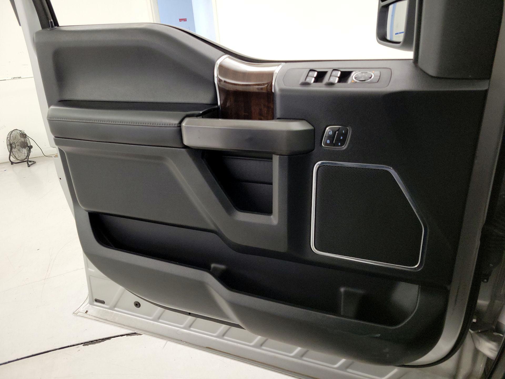 Thumbnail: 2016 Ford F-150 - 12