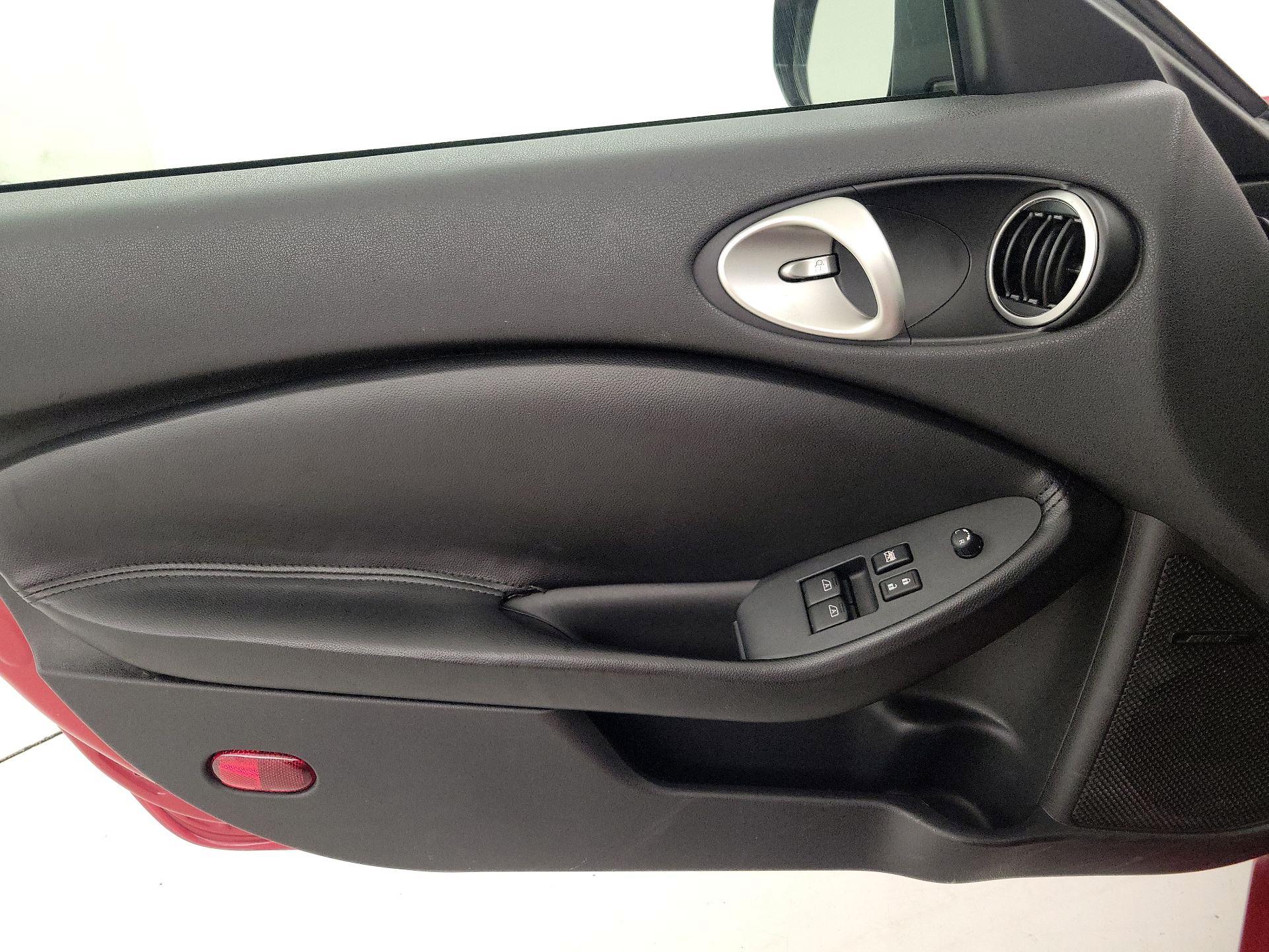 Thumbnail: 2016 Nissan Z - 12