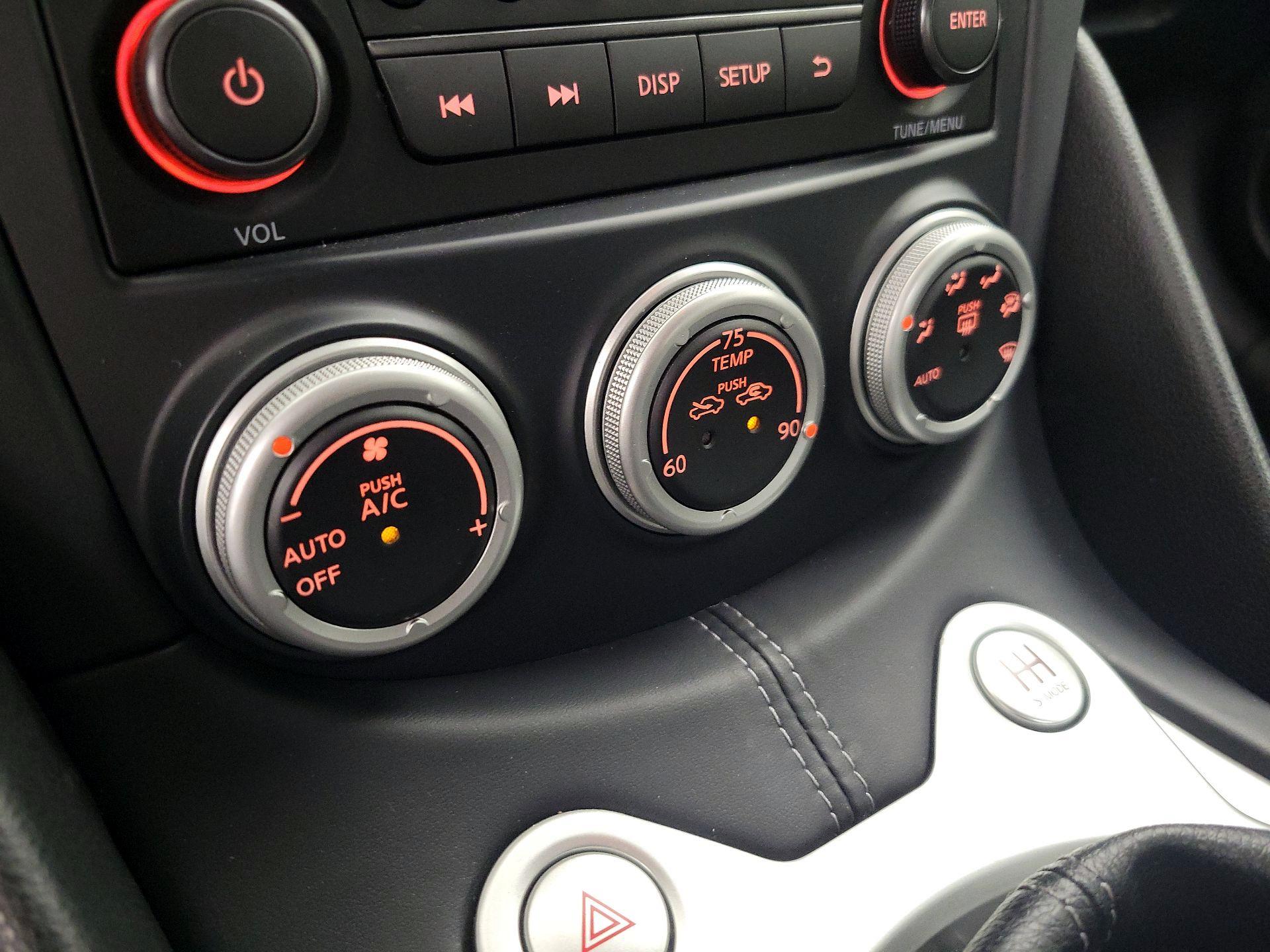 Thumbnail: 2016 Nissan Z - 15