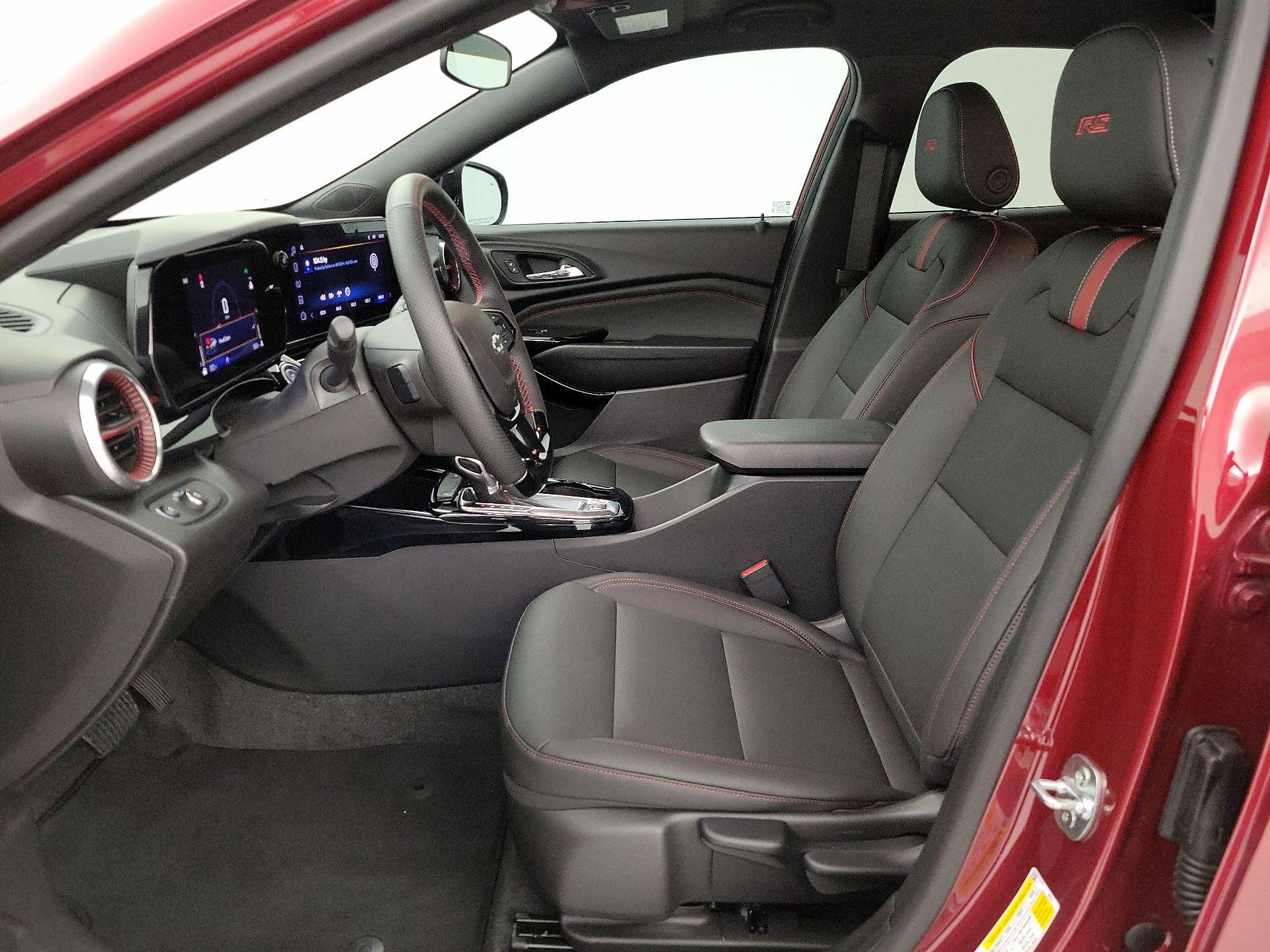 Thumbnail: 2025 Chevrolet Trax - 11