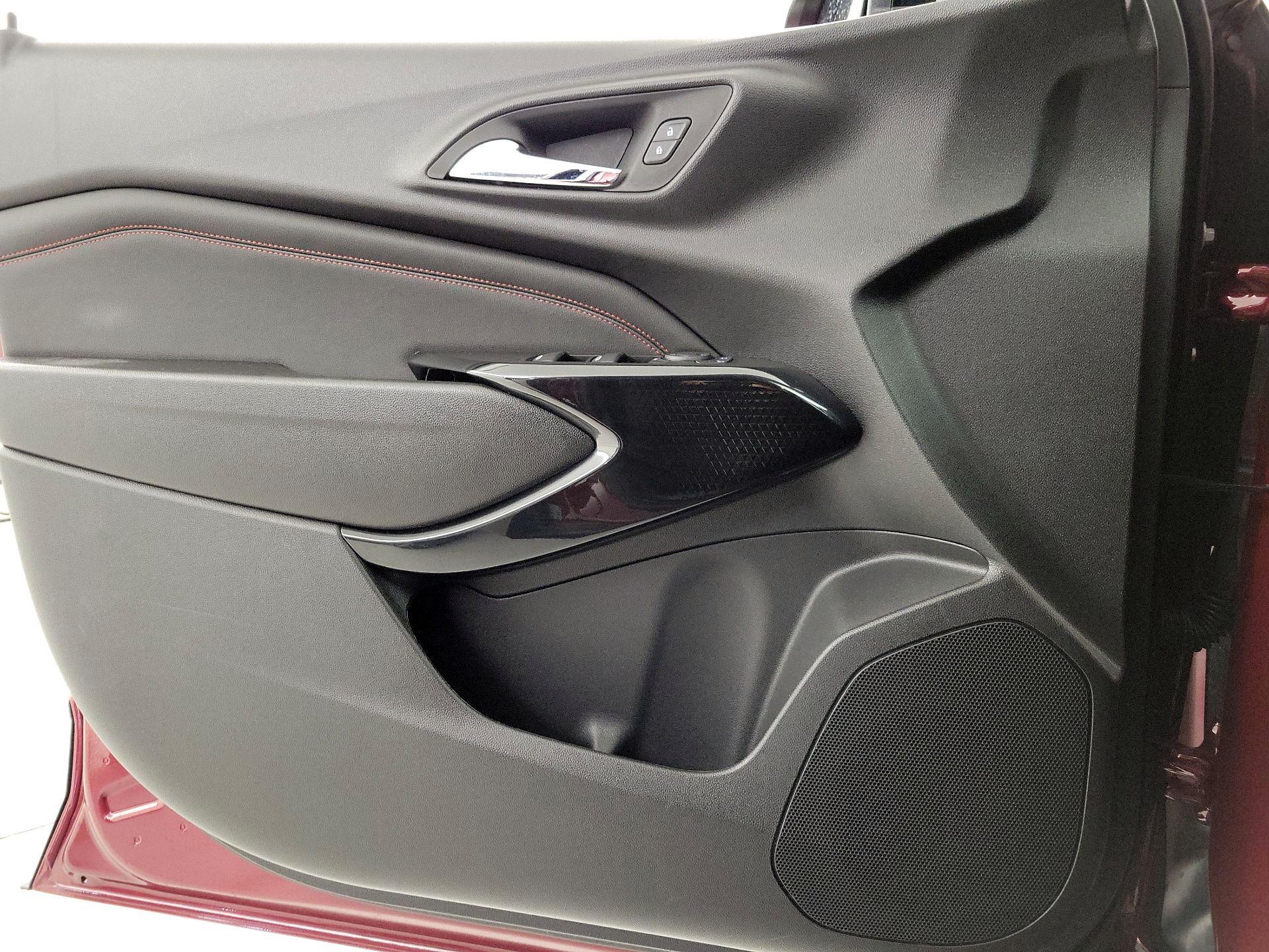 Thumbnail: 2025 Chevrolet Trax - 12