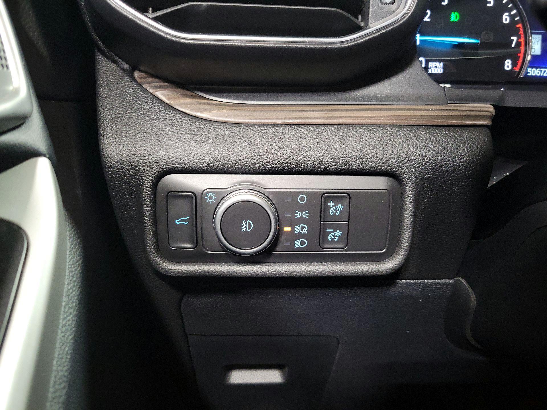 Thumbnail: 2020 Ford Explorer - 13