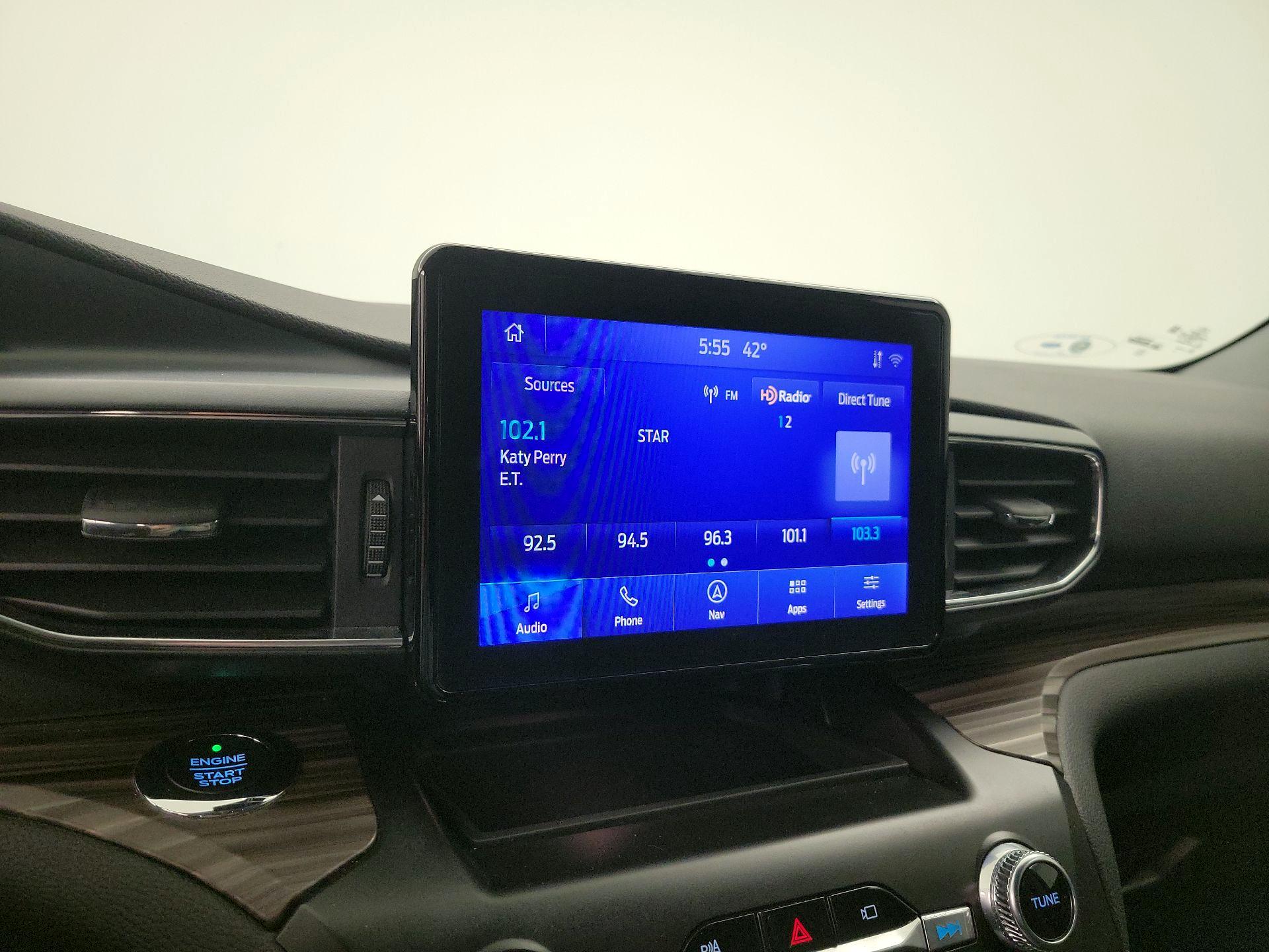 Thumbnail: 2020 Ford Explorer - 16