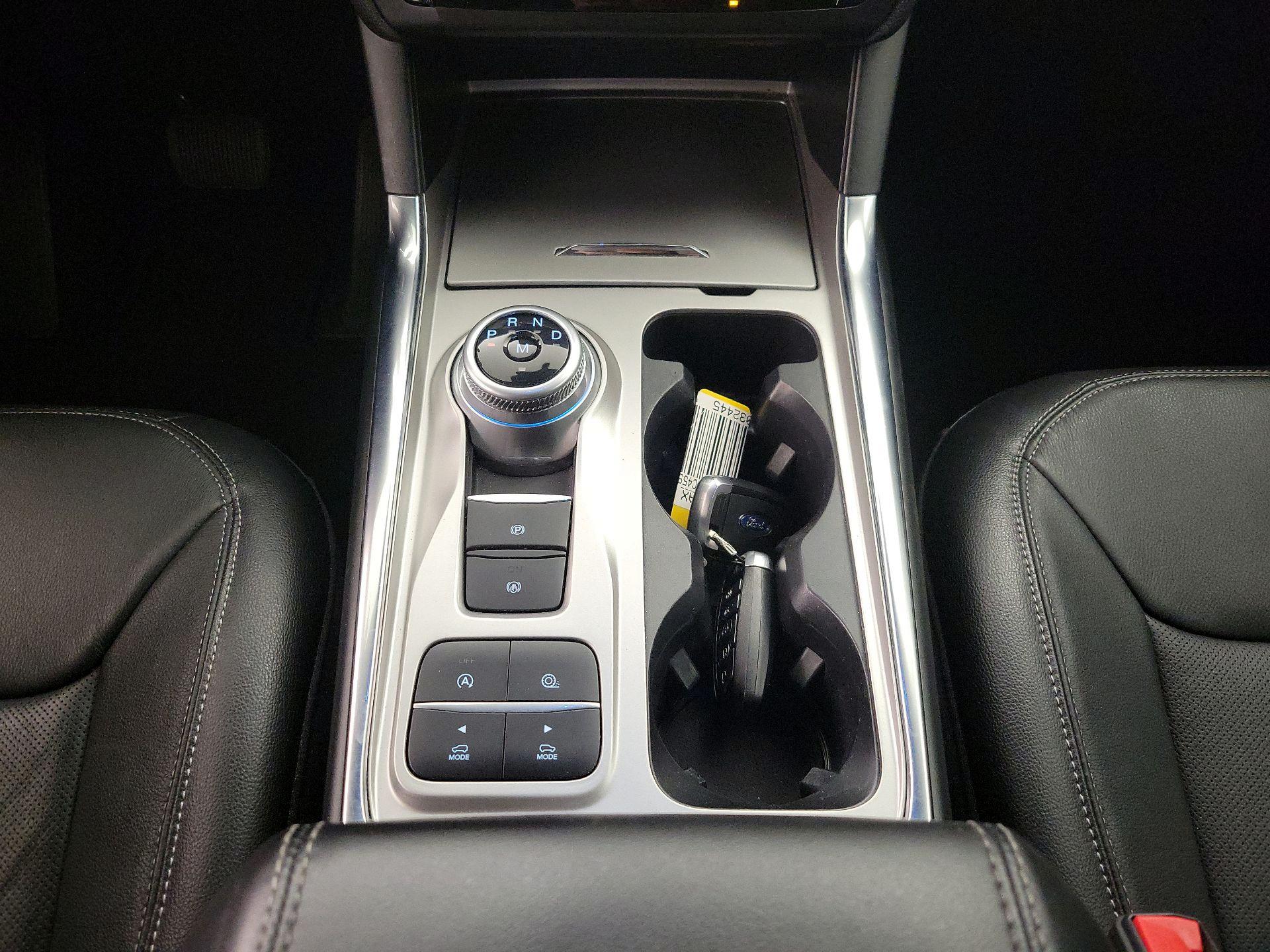 Thumbnail: 2020 Ford Explorer - 18