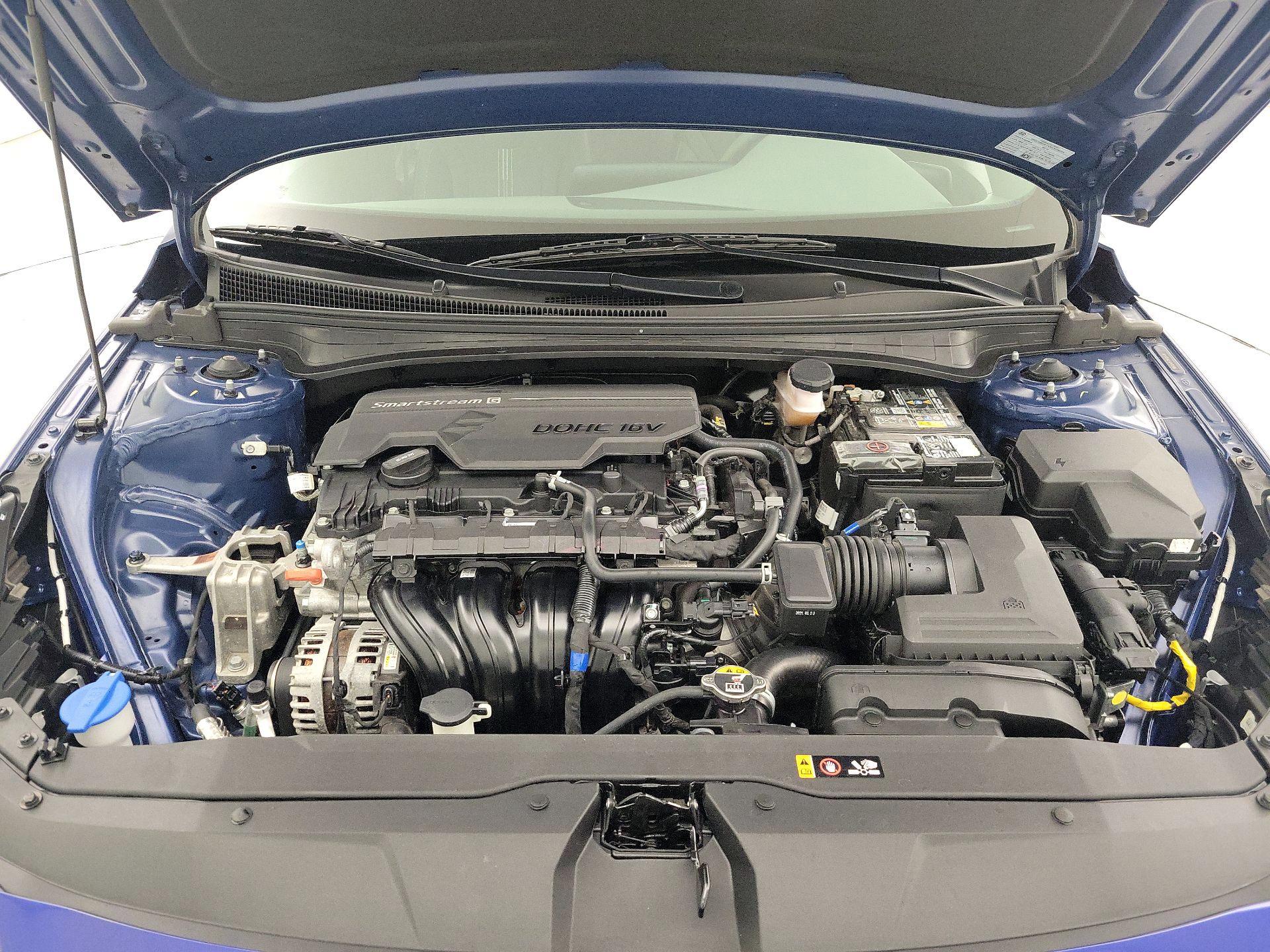 Thumbnail: 2022 Hyundai Elantra - 20