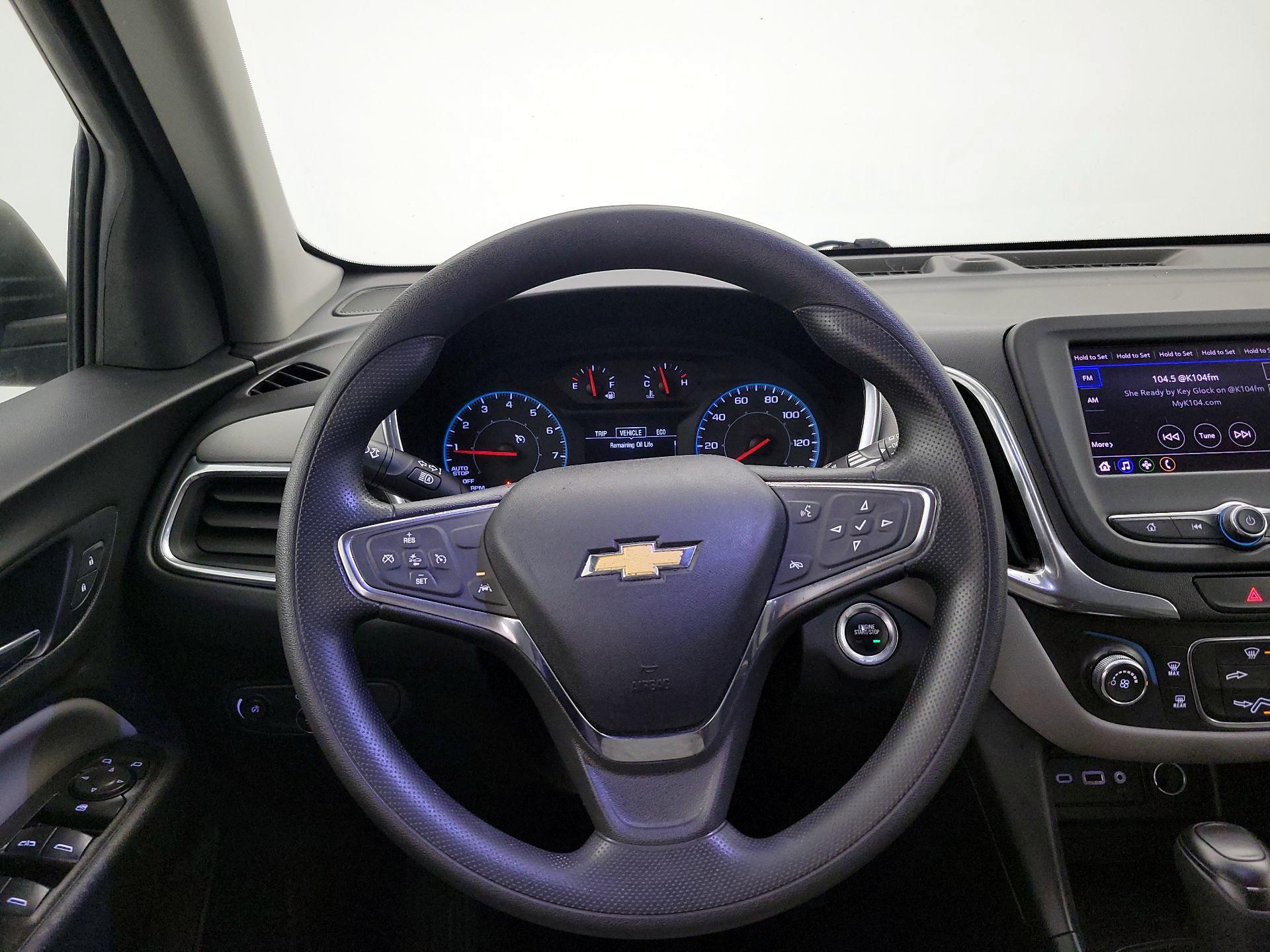 Thumbnail: 2021 Chevrolet Equinox - 10